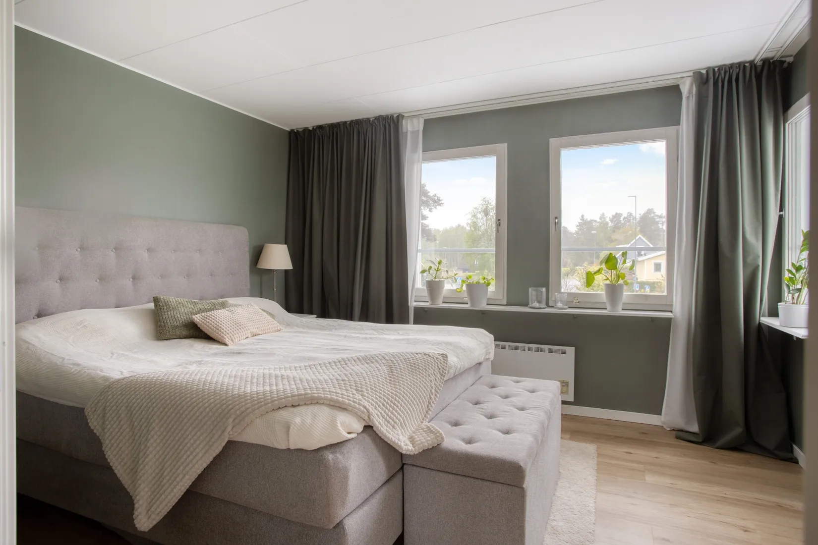 Villa, Radhus, Hasselnötsvägen 7, Viksjö Hummelmora, Järfälla