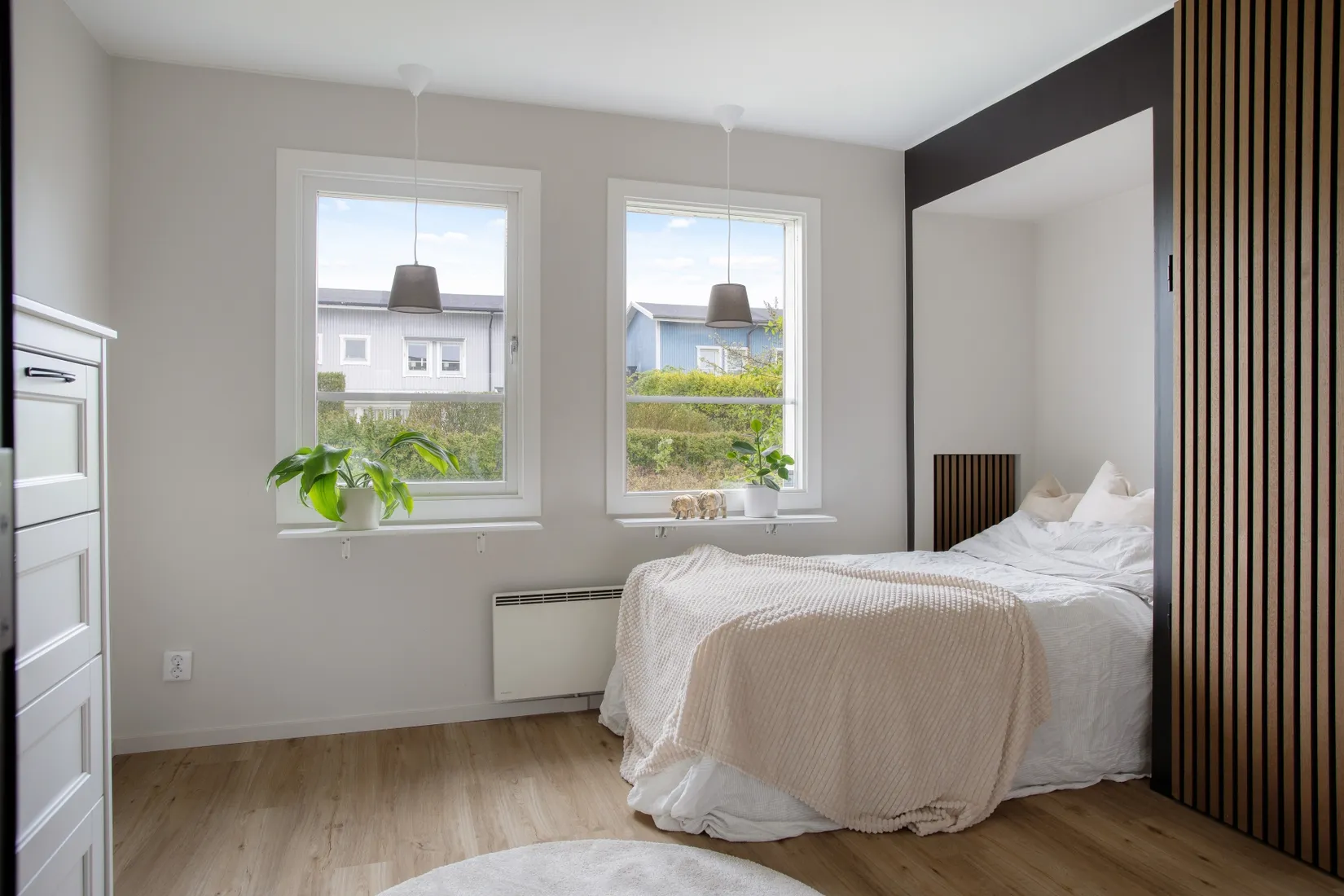 Villa, Radhus, Hasselnötsvägen 7, Viksjö Hummelmora, Järfälla