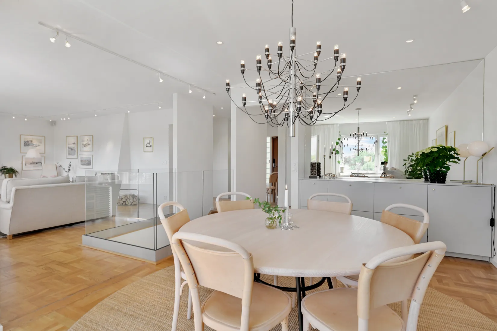 Villa, Rotbacken 15, Spånga Nälsta, Stockholm
