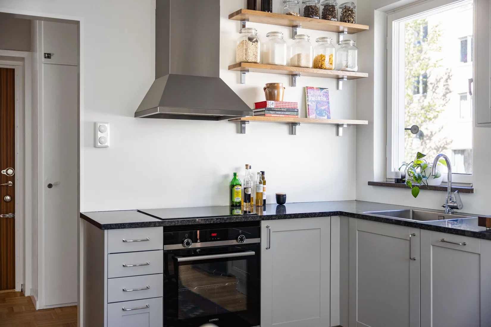 Bostadsrätt, Finn Malmgrens väg 94, Hammarbyhöjden, Johanneshov, Stockholm