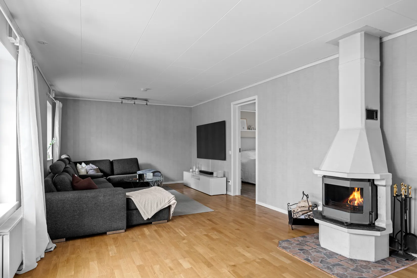 Villa, Långsvängen 40, Botkyrka