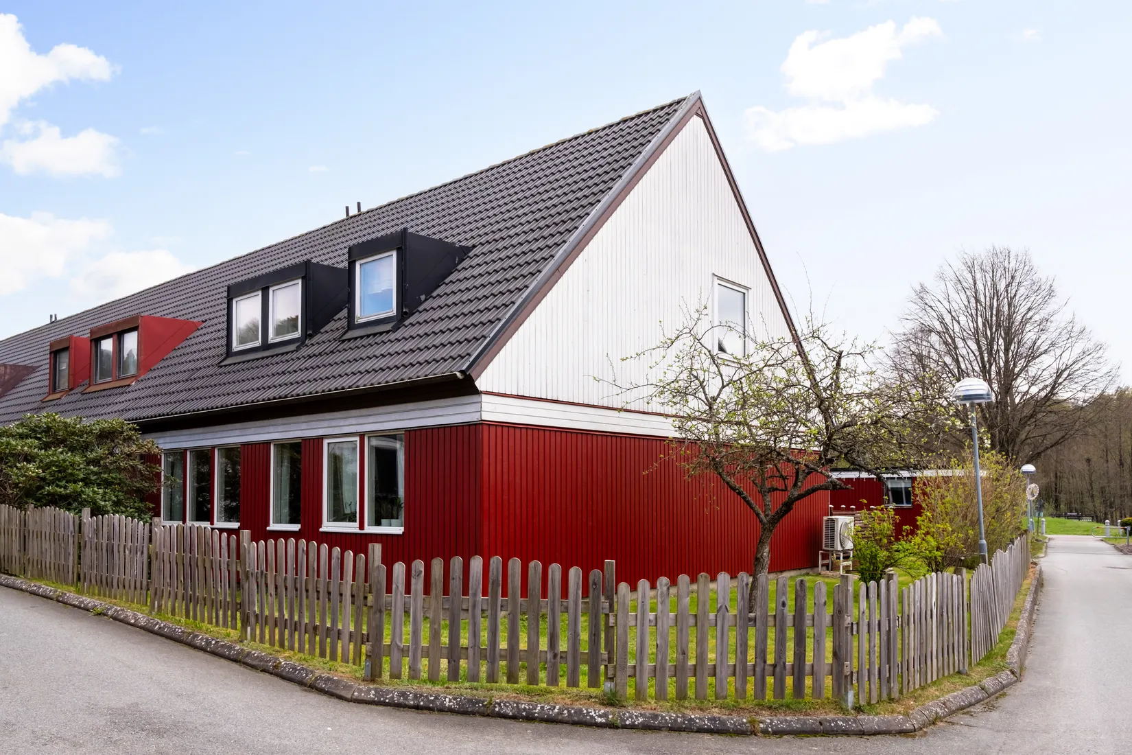 Villa, Radhus, Hagatorpsgatan 8, Hisings Backa - Åketorp, Göteborg