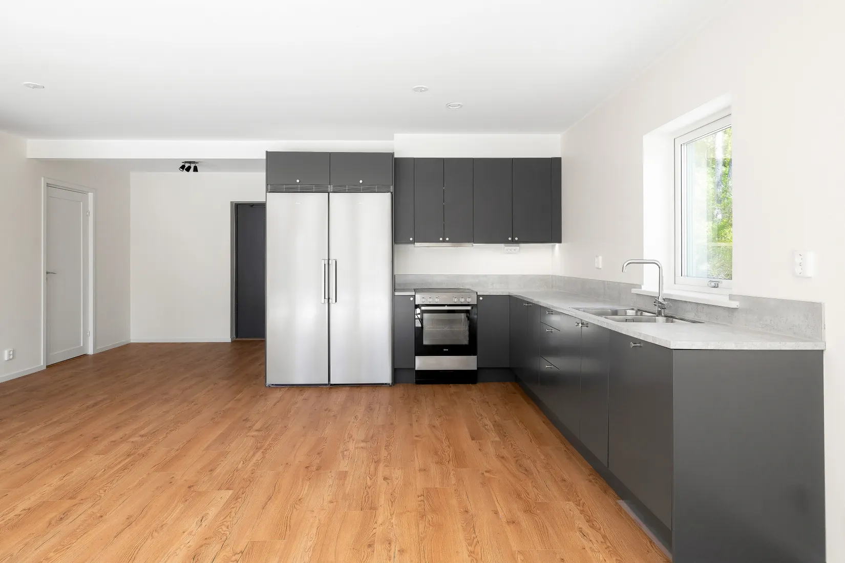 Bostadsrätt, Radhus, Björnkärrsvägen 1H, Svinninge, Österåker