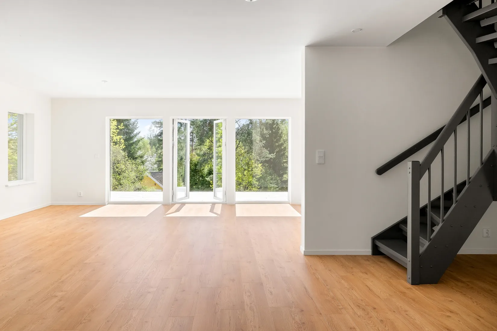 Bostadsrätt, Radhus, Björnkärrsvägen 1H, Svinninge, Österåker