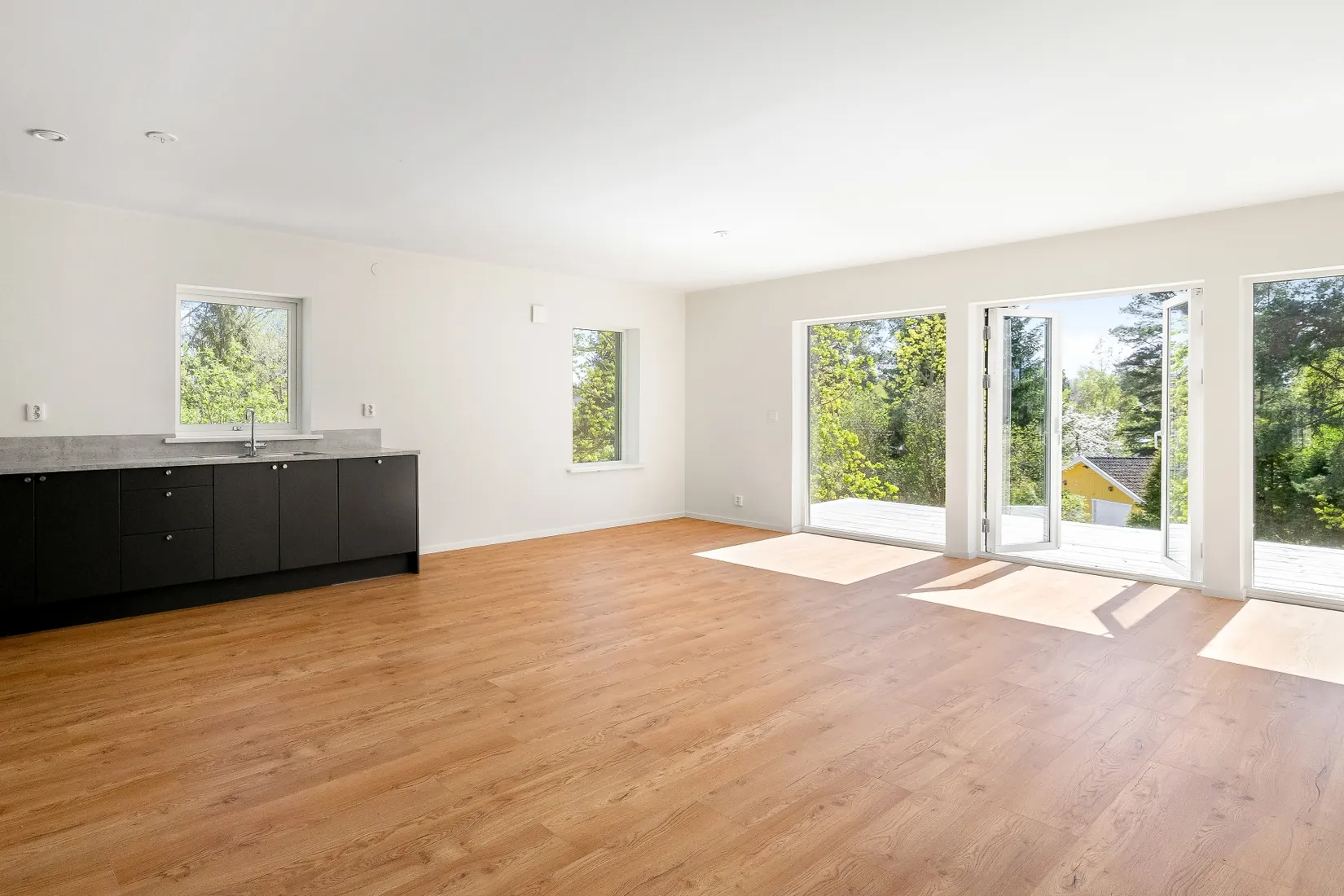 Bostadsrätt, Radhus, Björnkärrsvägen 1H, Svinninge, Österåker