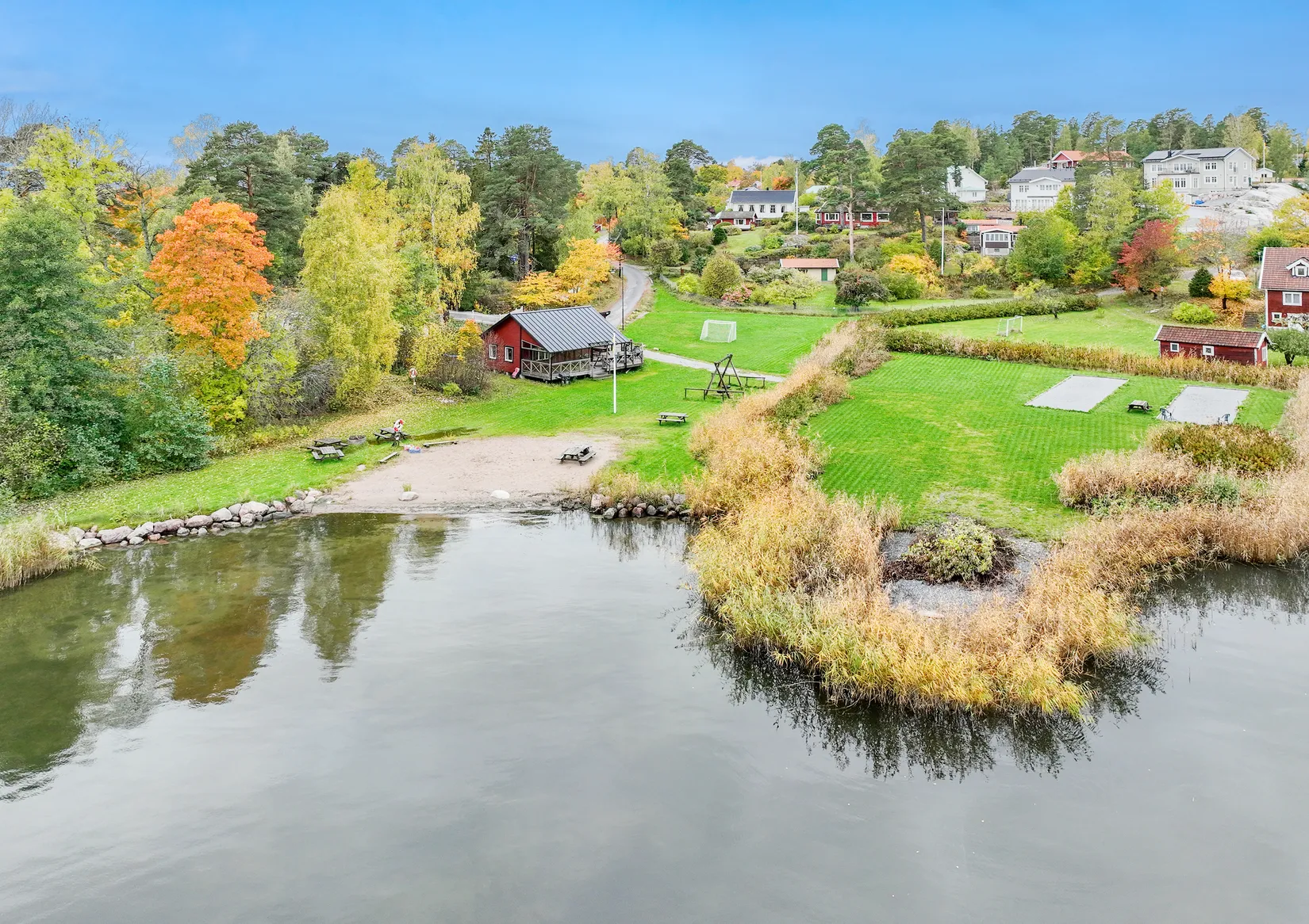 Bostadsrätt, Radhus, Björnkärrsvägen 1H, Svinninge, Österåker