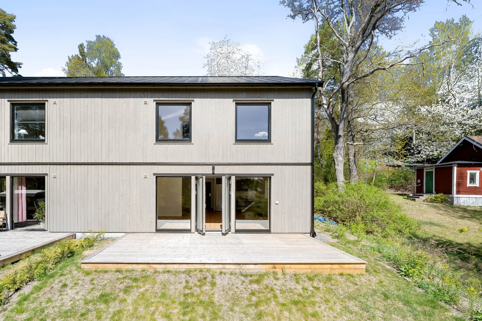 Bostadsrätt, Radhus, Björnkärrsvägen 1H, Svinninge, Österåker