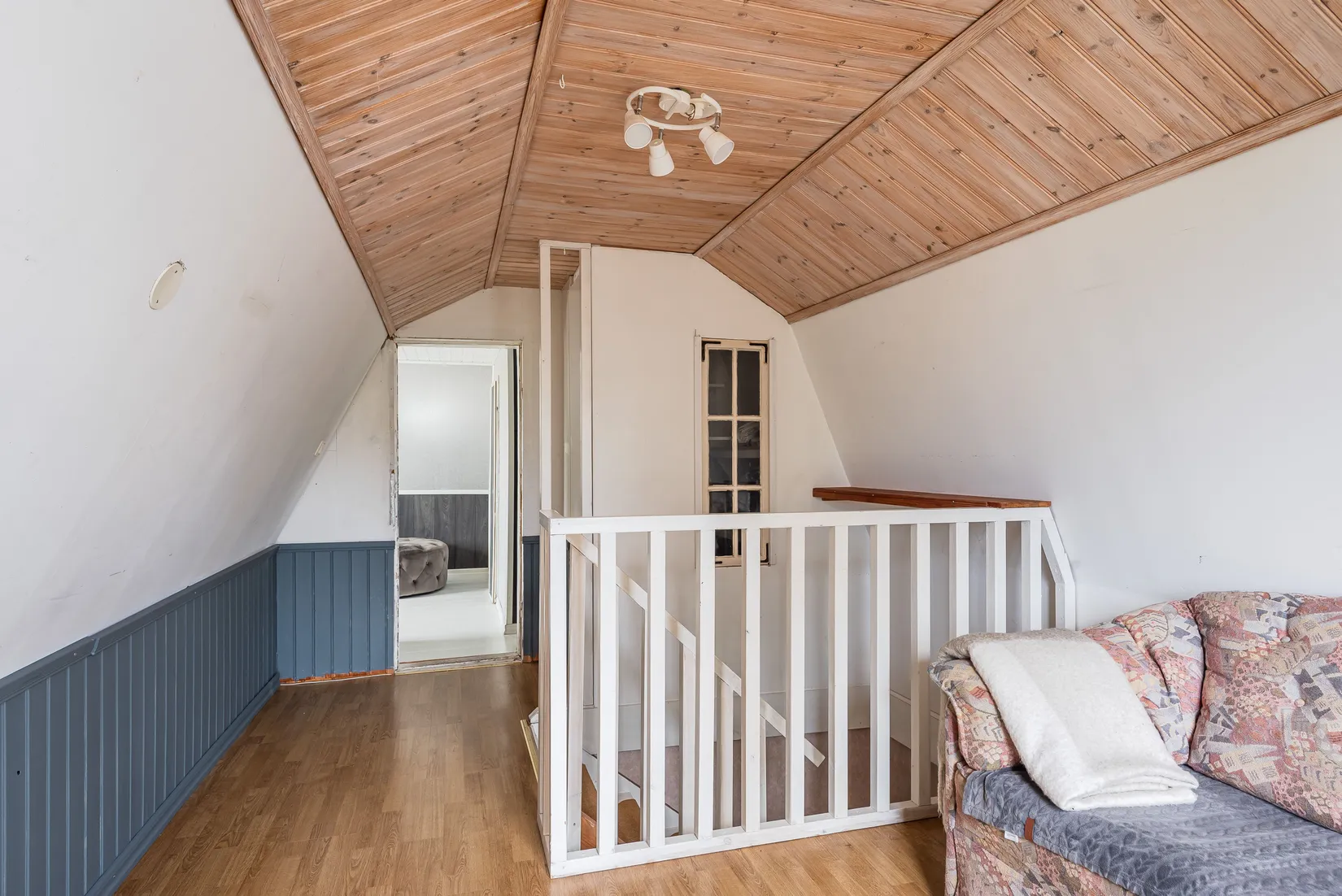 Villa, Larsbovägen 21, Söråker, Timrå