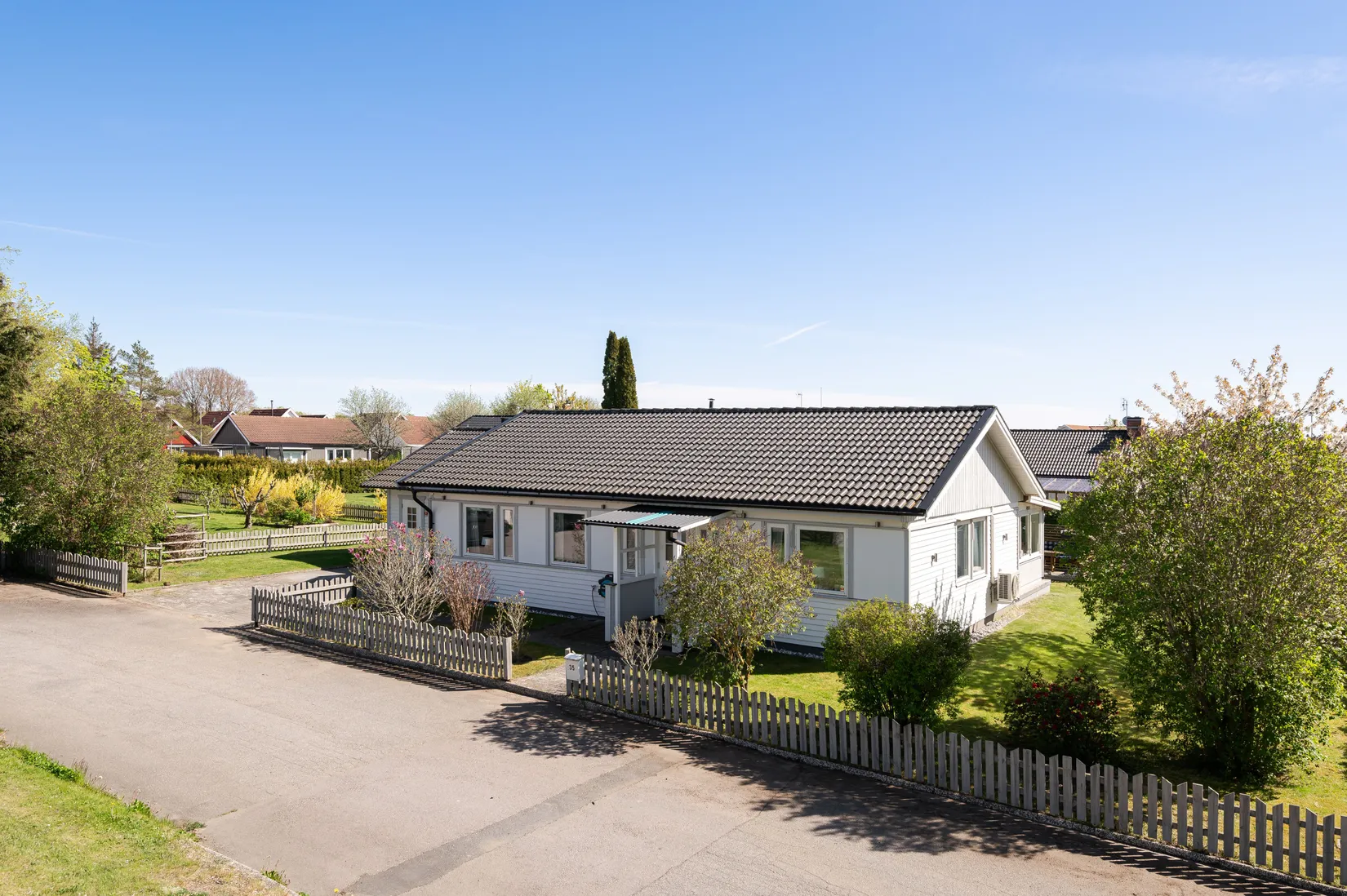 Villa, Svelviksvägen 35, Centralt, Vadstena