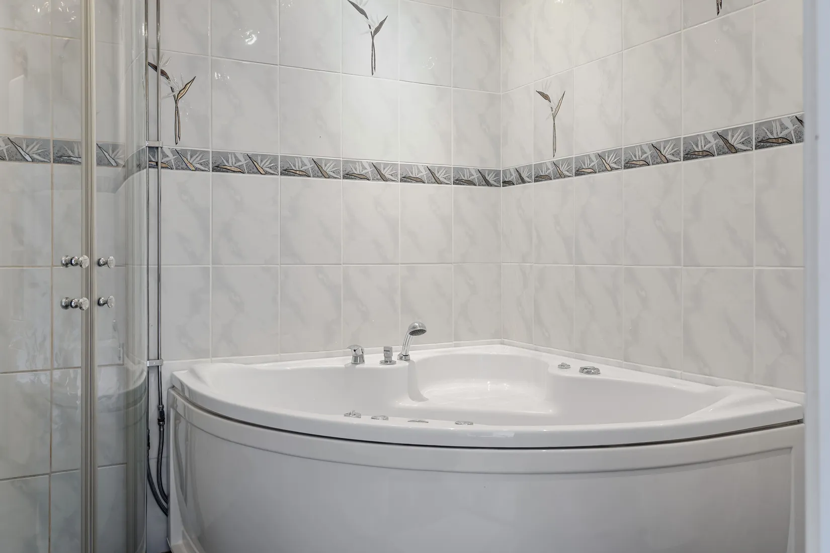 Bostadsrätt, Odensvigatan 1, Malmaberg, Västerås