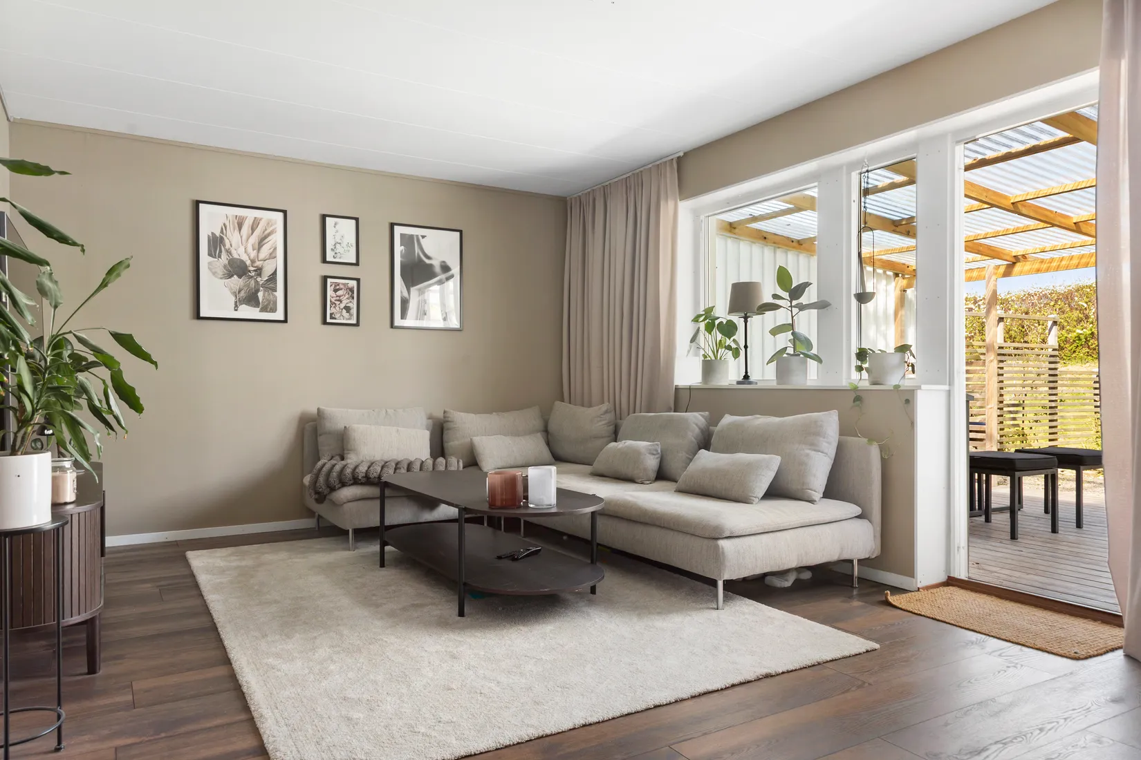 Bostadsrätt, Radhus, Lärkbacken 1B, Frillesås tätort, Kungsbacka