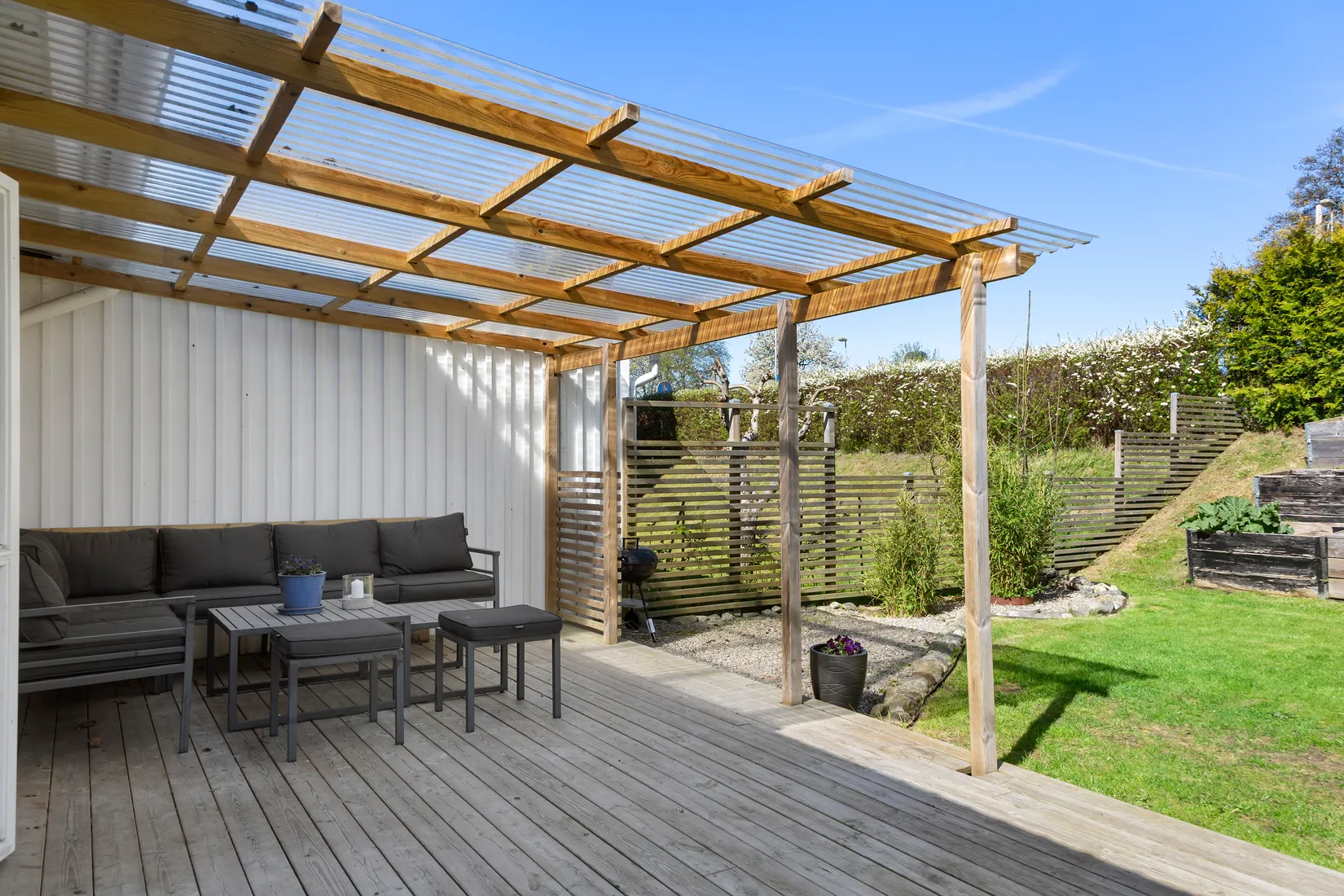 Bostadsrätt, Radhus, Lärkbacken 1B, Frillesås tätort, Kungsbacka