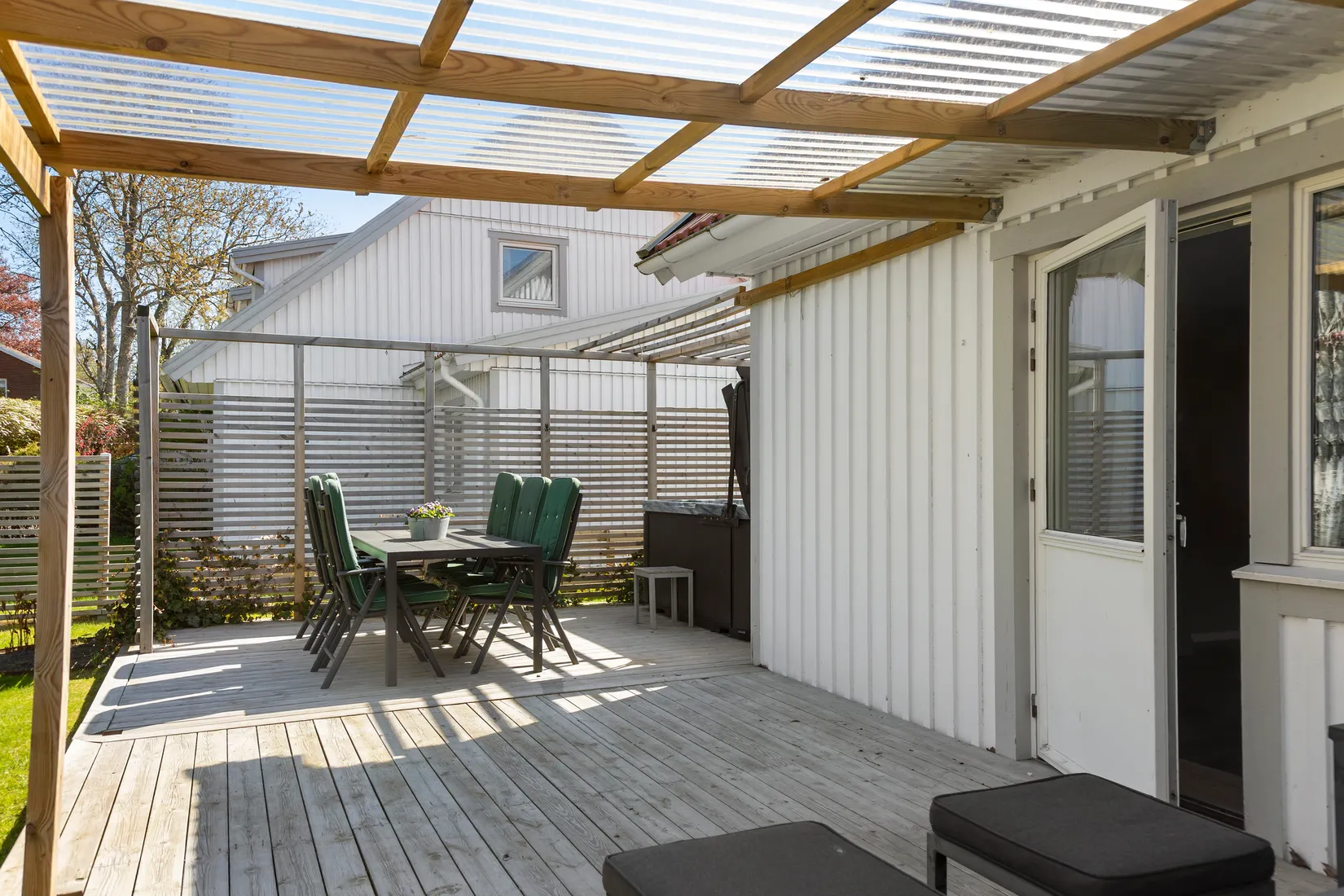 Bostadsrätt, Radhus, Lärkbacken 1B, Frillesås tätort, Kungsbacka