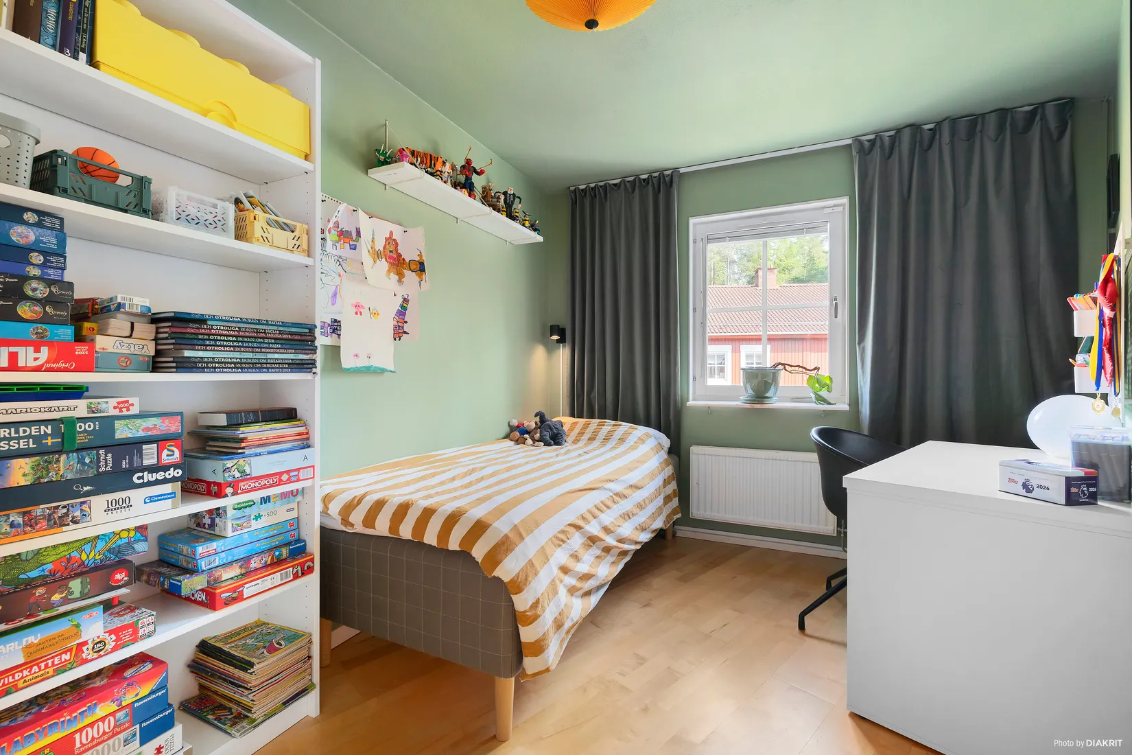Radhus, Armévägen 52, Gribbylund, Täby