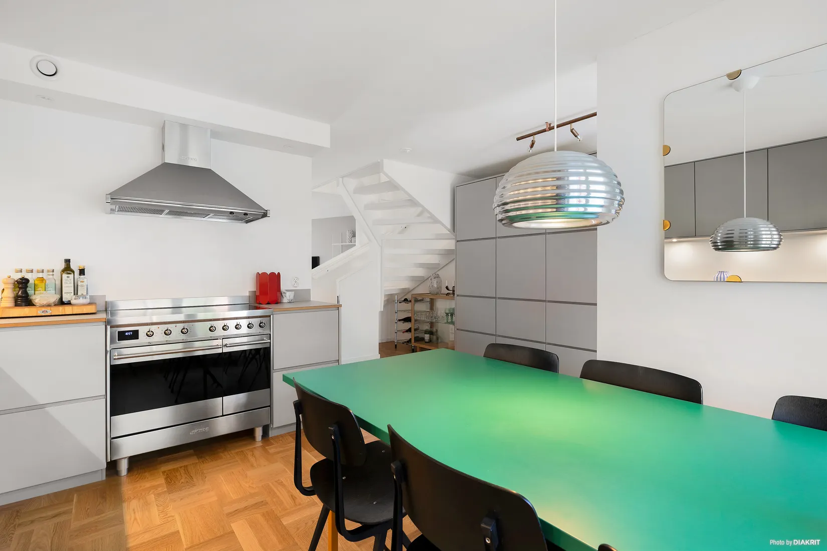 Radhus, Armévägen 52, Gribbylund, Täby