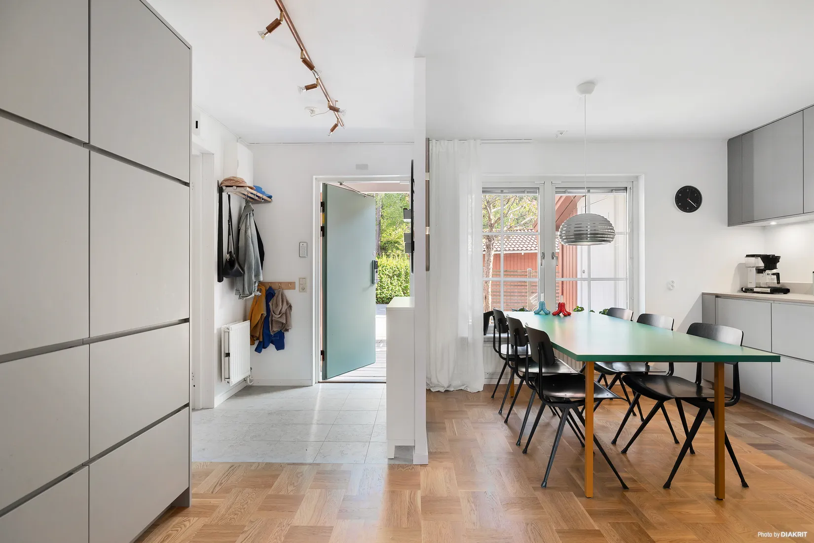 Radhus, Armévägen 52, Gribbylund, Täby