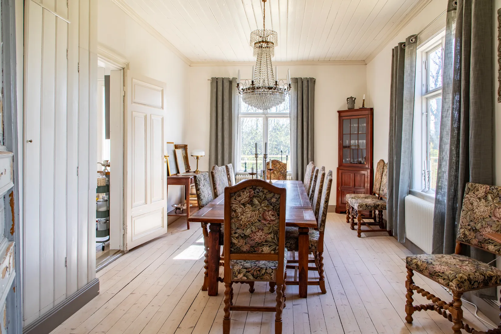 Gård/Skog, Holmsundsvägen 6, Björhövda, Norrtälje