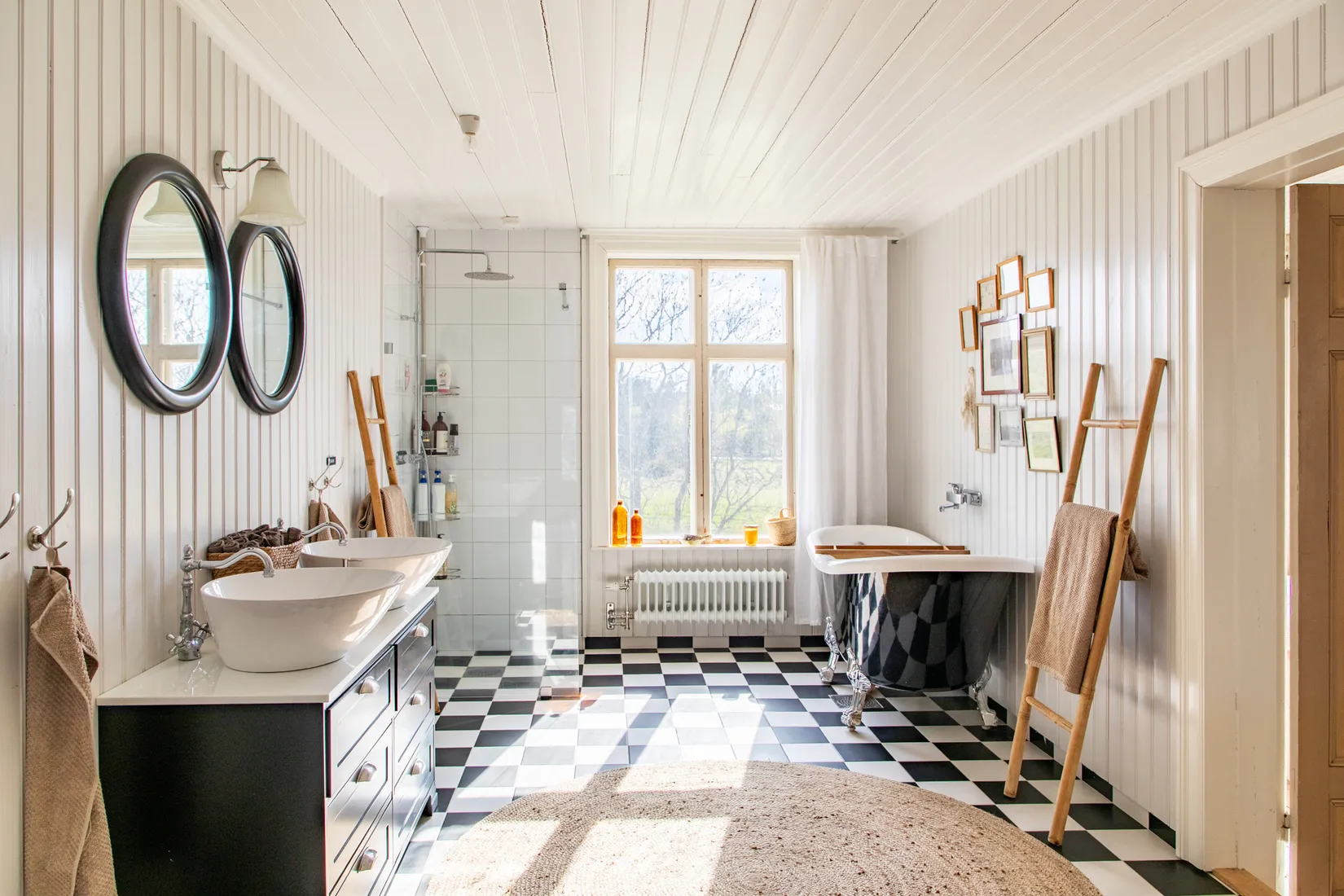 Gård/Skog, Holmsundsvägen 6, Björhövda, Norrtälje