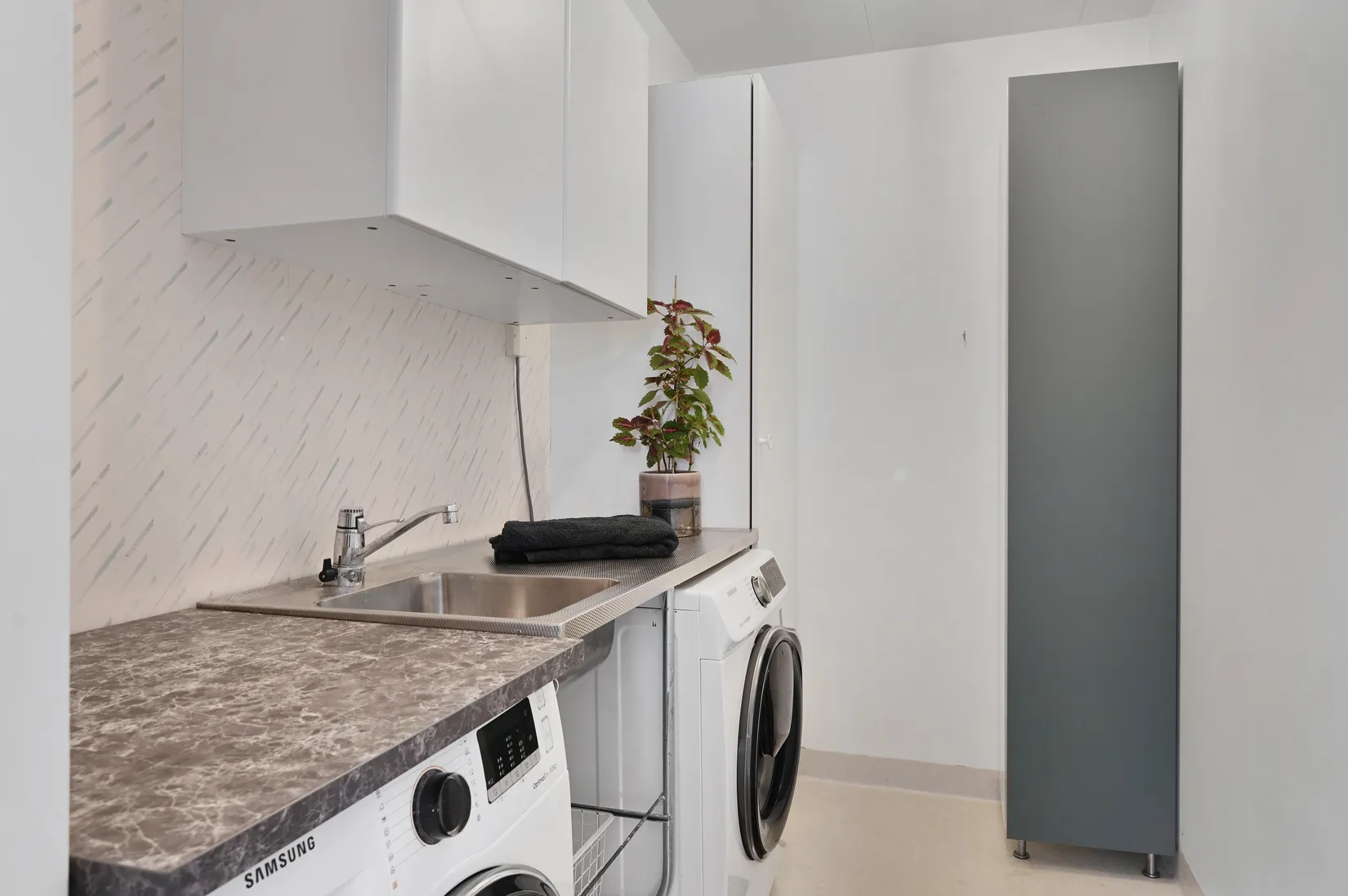 Radhus, Balettvägen 49, Huddinge