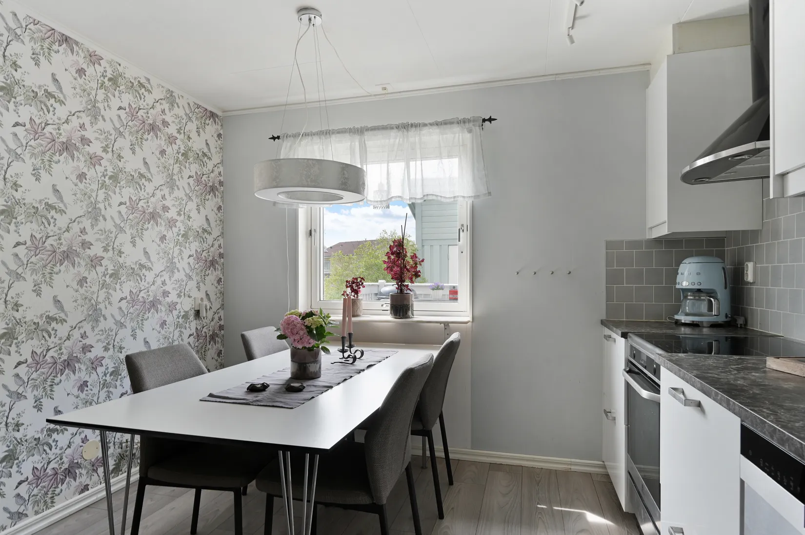 Radhus, Balettvägen 49, Huddinge