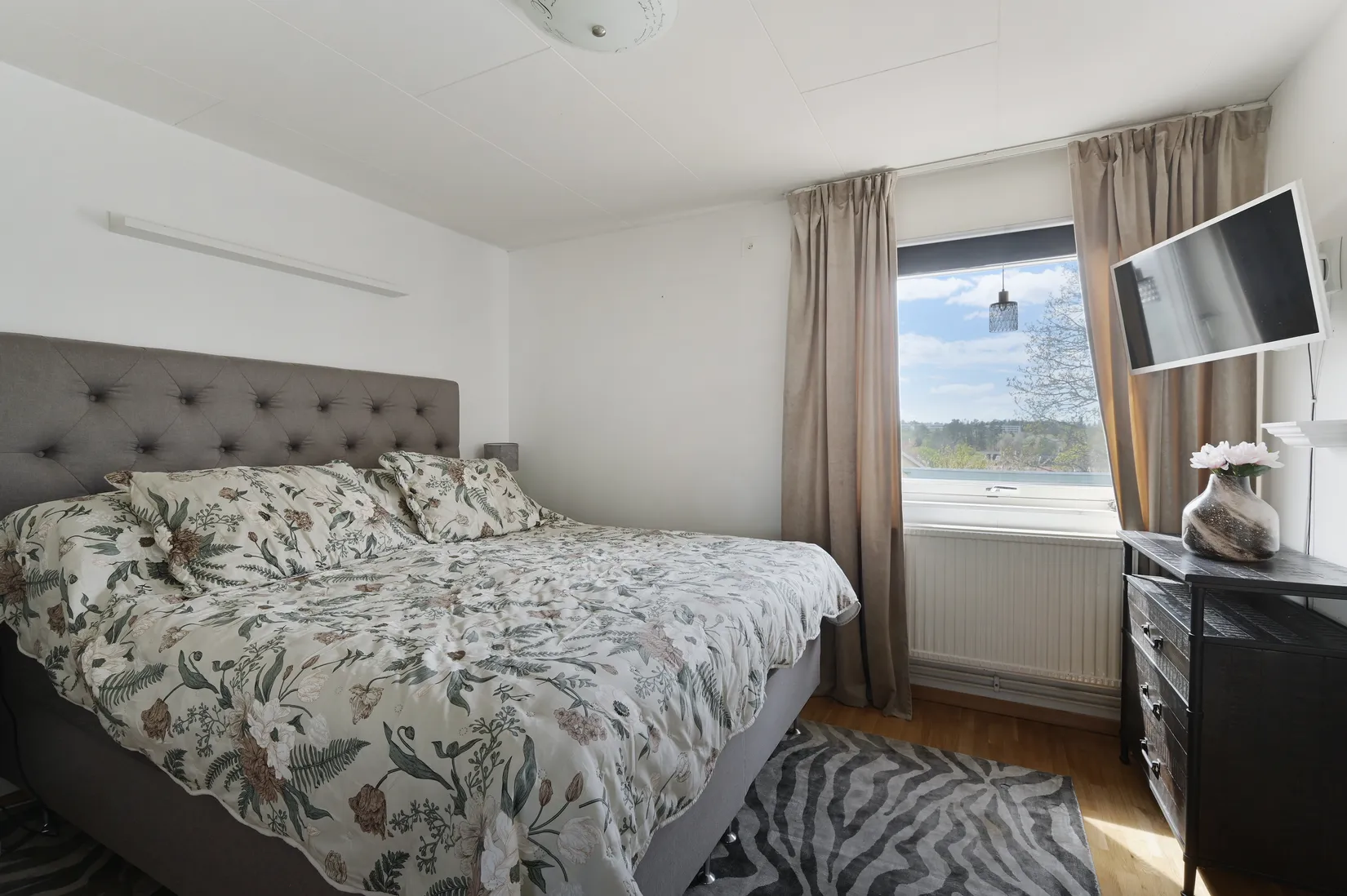 Radhus, Balettvägen 49, Huddinge