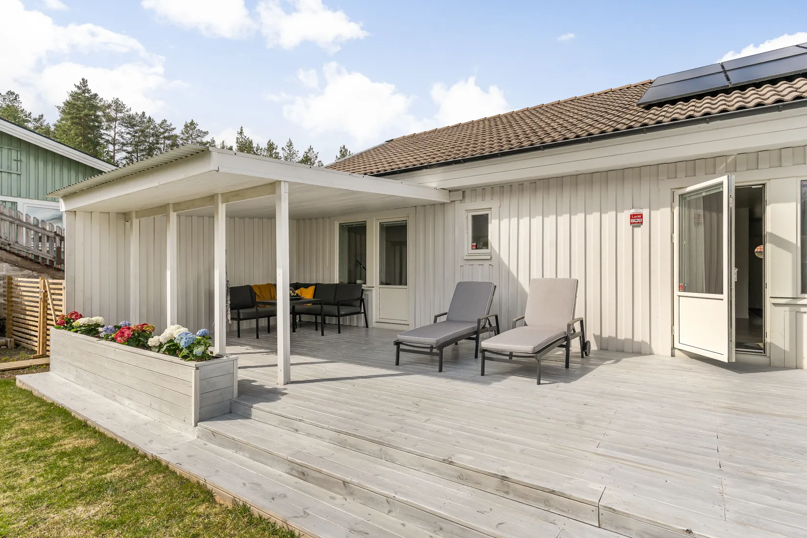Villa, Rönnbärsvägen 17, Surahammar