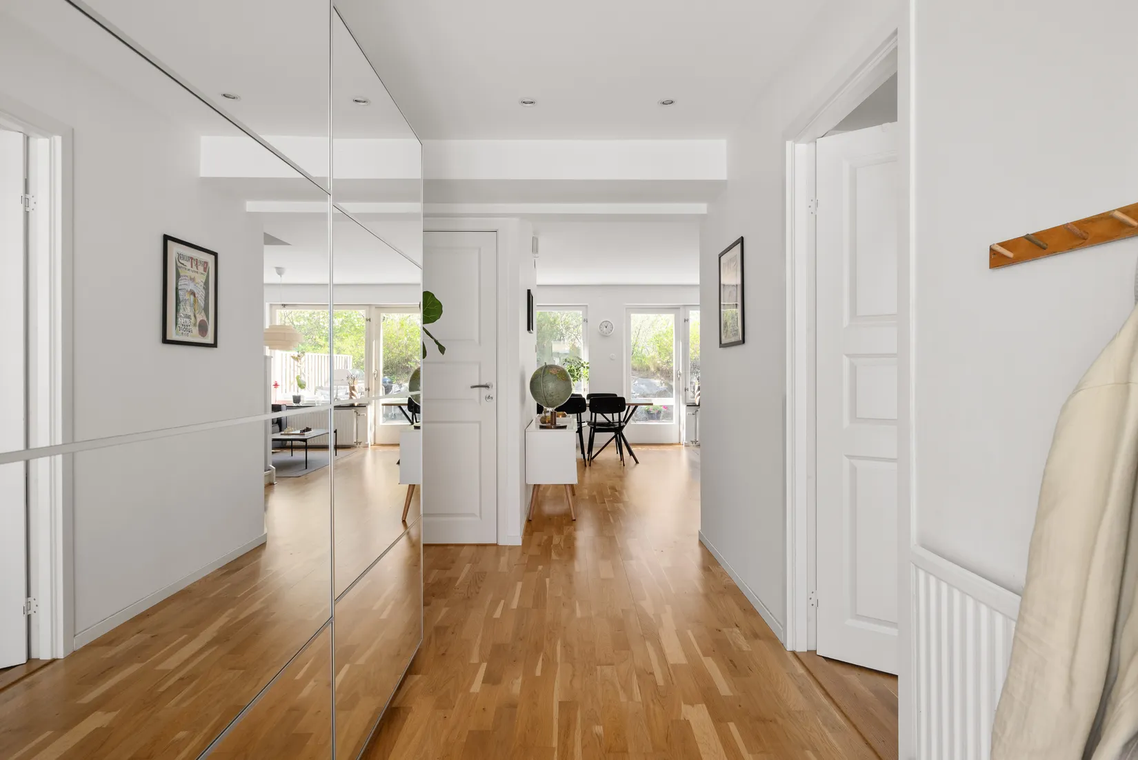 Villa, Radhus, Sämjevägen 23, Nälsta, Stockholm