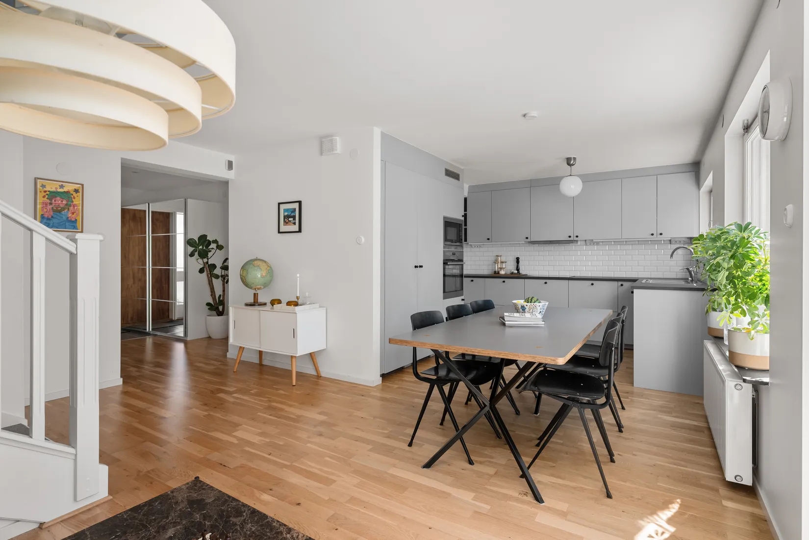 Villa, Radhus, Sämjevägen 23, Nälsta, Stockholm