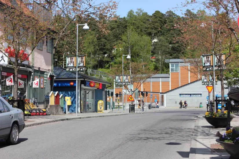 Villa, Radhus, Sämjevägen 23, Nälsta, Stockholm