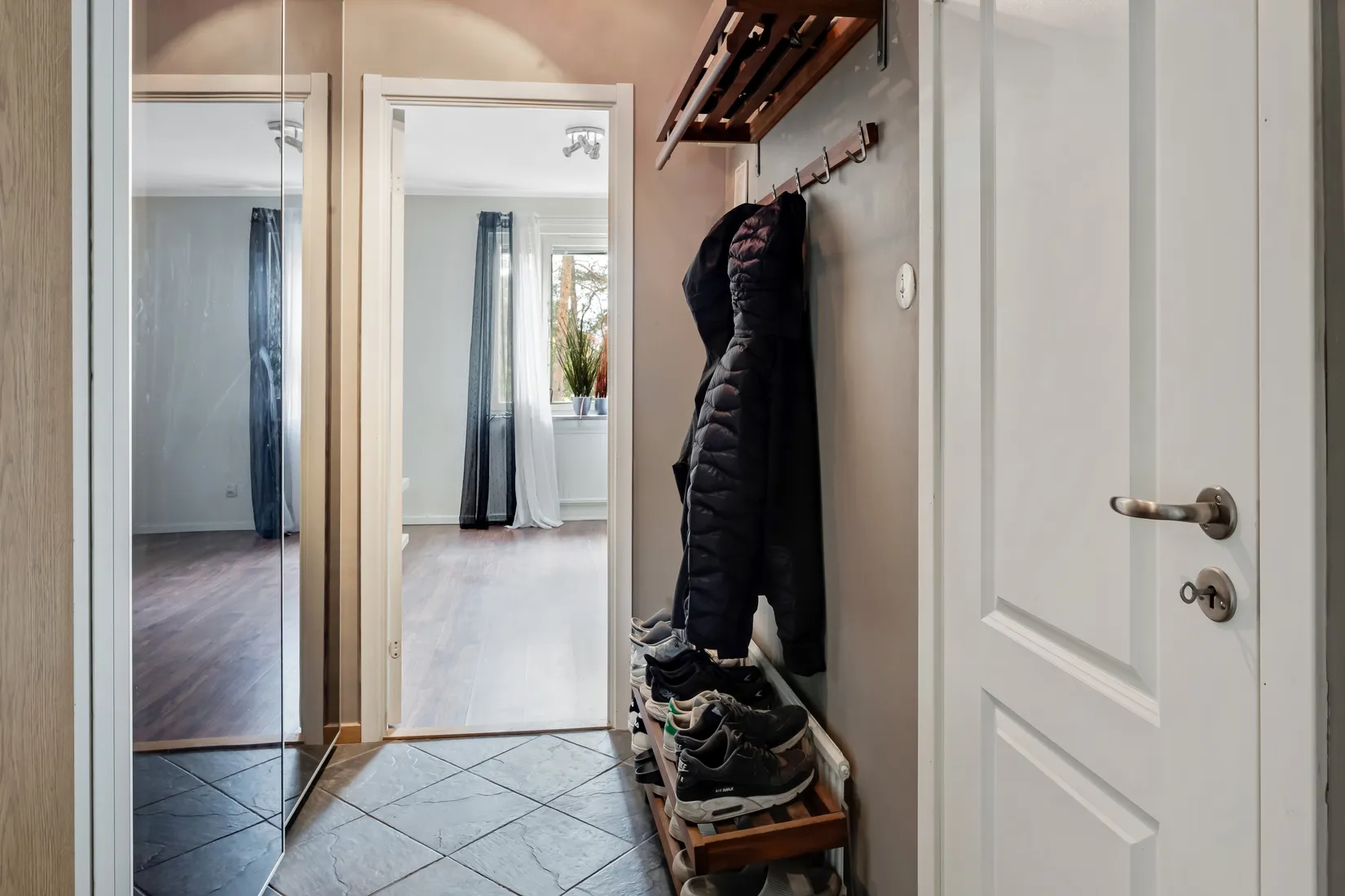 Bostadsrätt, Månstorpsvägen 18 1tr, Tullinge, Botkyrka