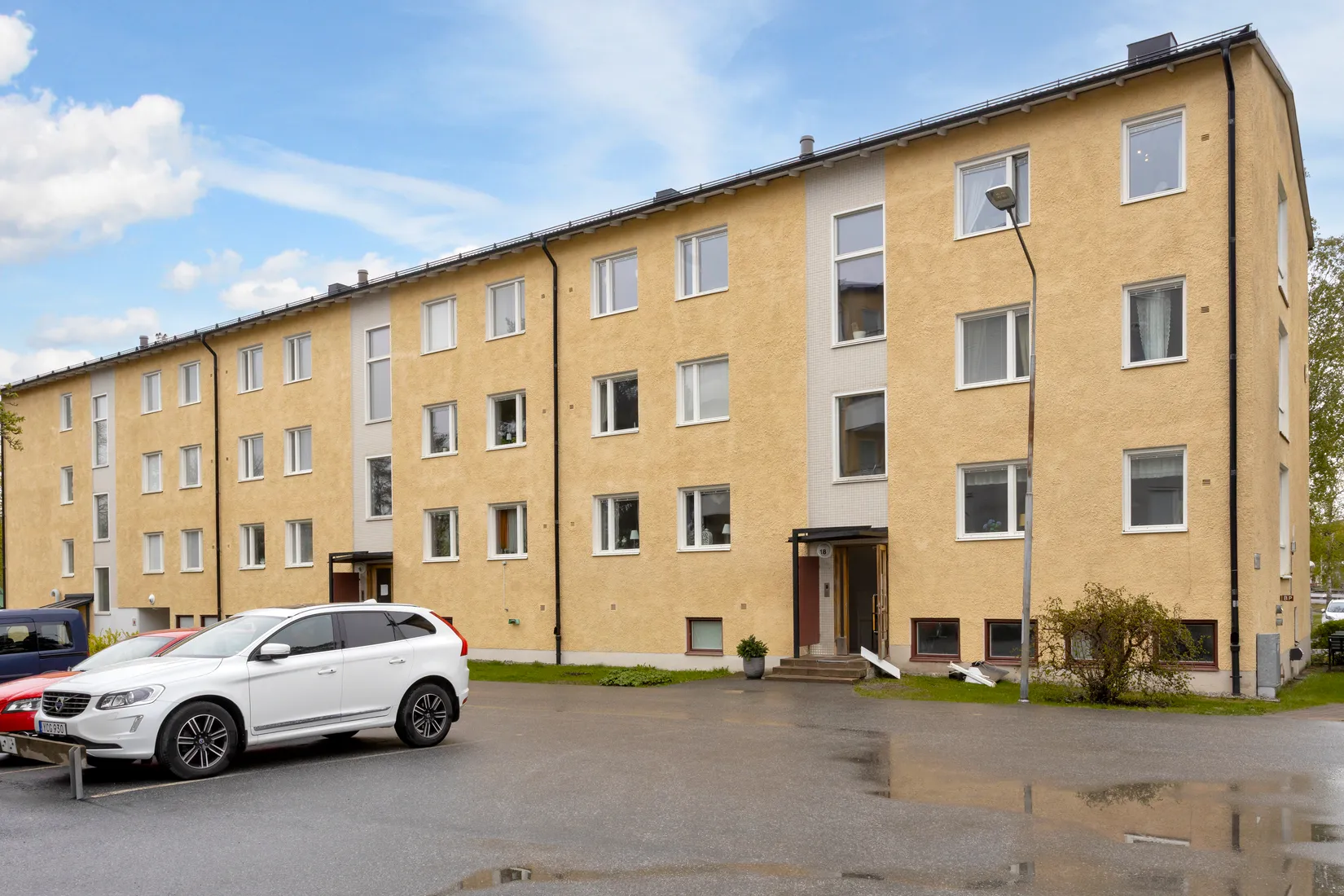 Bostadsrätt, Månstorpsvägen 18 1tr, Tullinge, Botkyrka