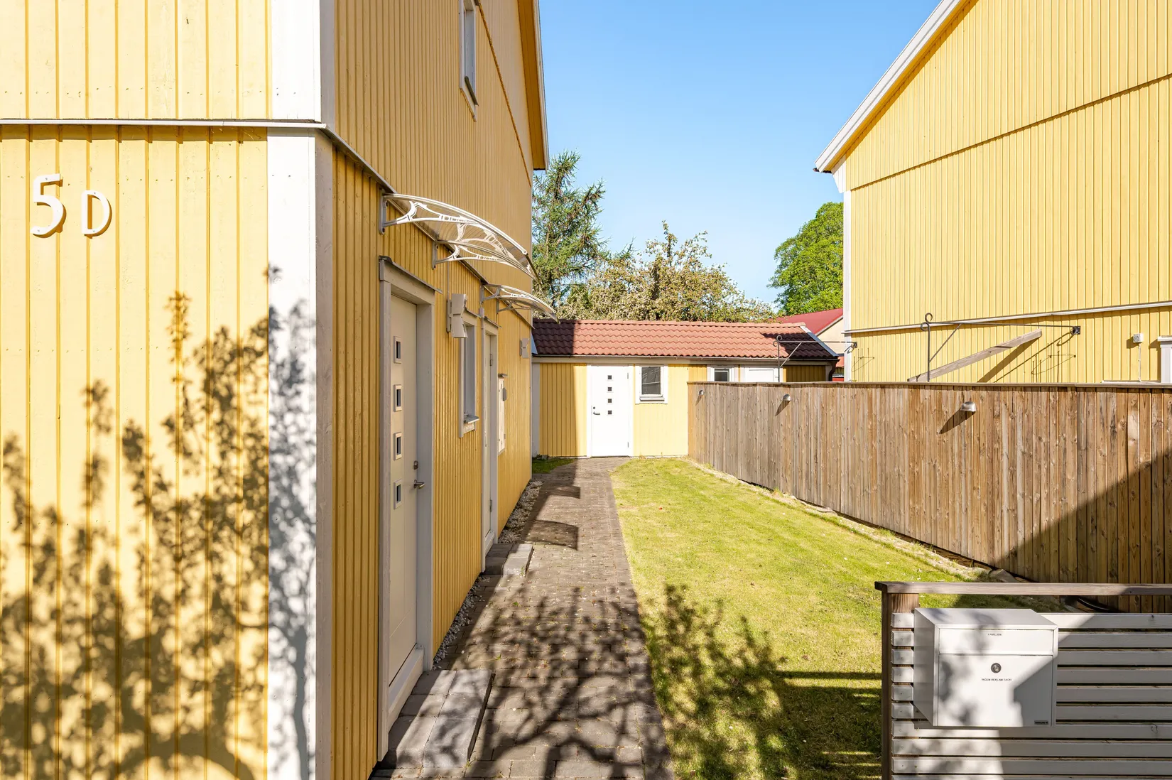 Radhus, Linköpingsgatan 5D, Mjölby