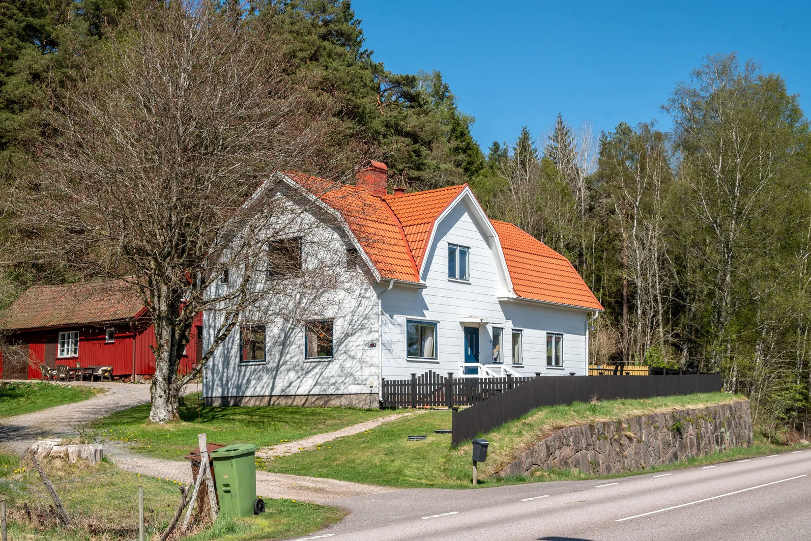 Villa, Förläggarevägen 61, Mark