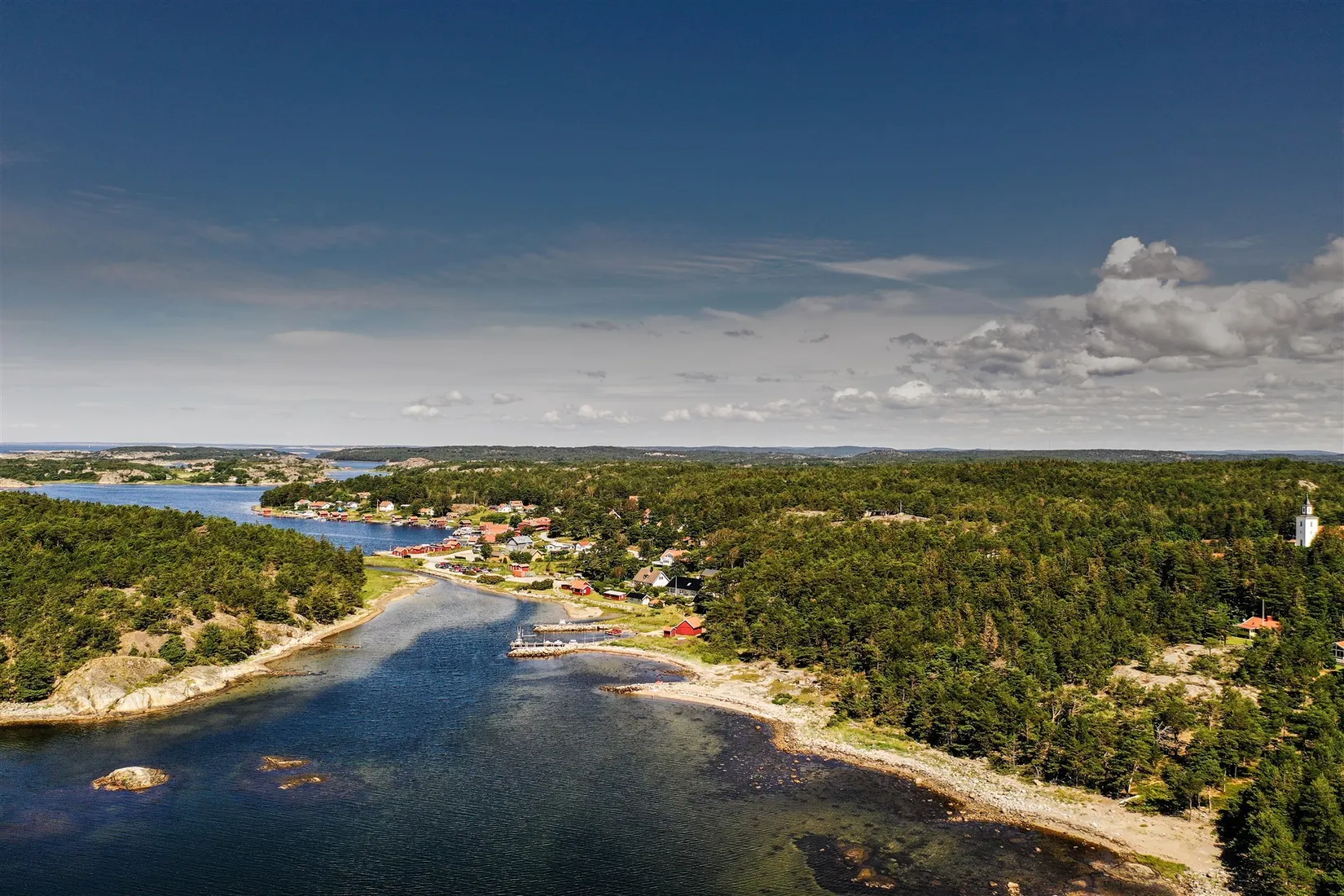 Tomt, Tjärehällsvägen 15, 17, Tjärnö, Strömstad