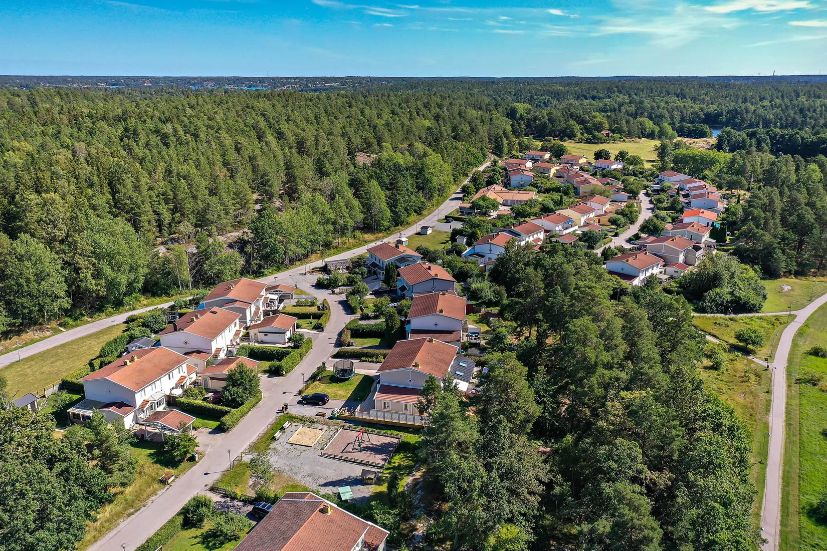 Villa, Radhus, Körsbärsstigen 1, Gustavsberg Ösby Grind, Värmdö