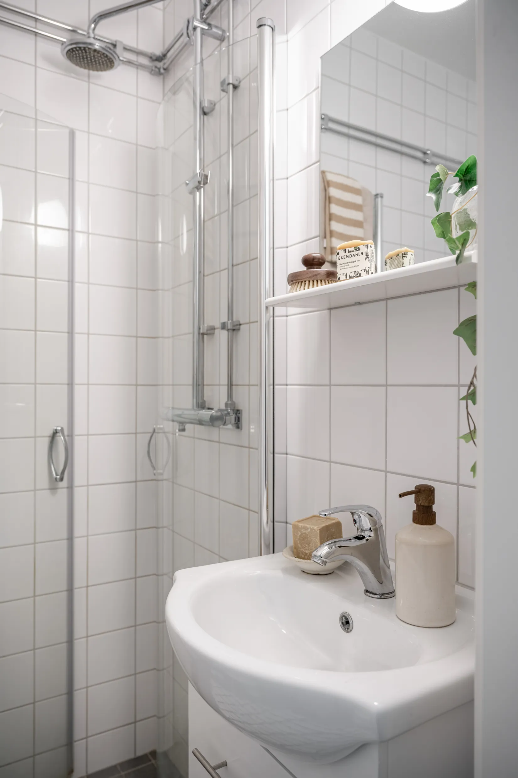 Bostadsrätt, Svandammsvägen 21, vån 3/4, Midsommarkransen, Stockholm