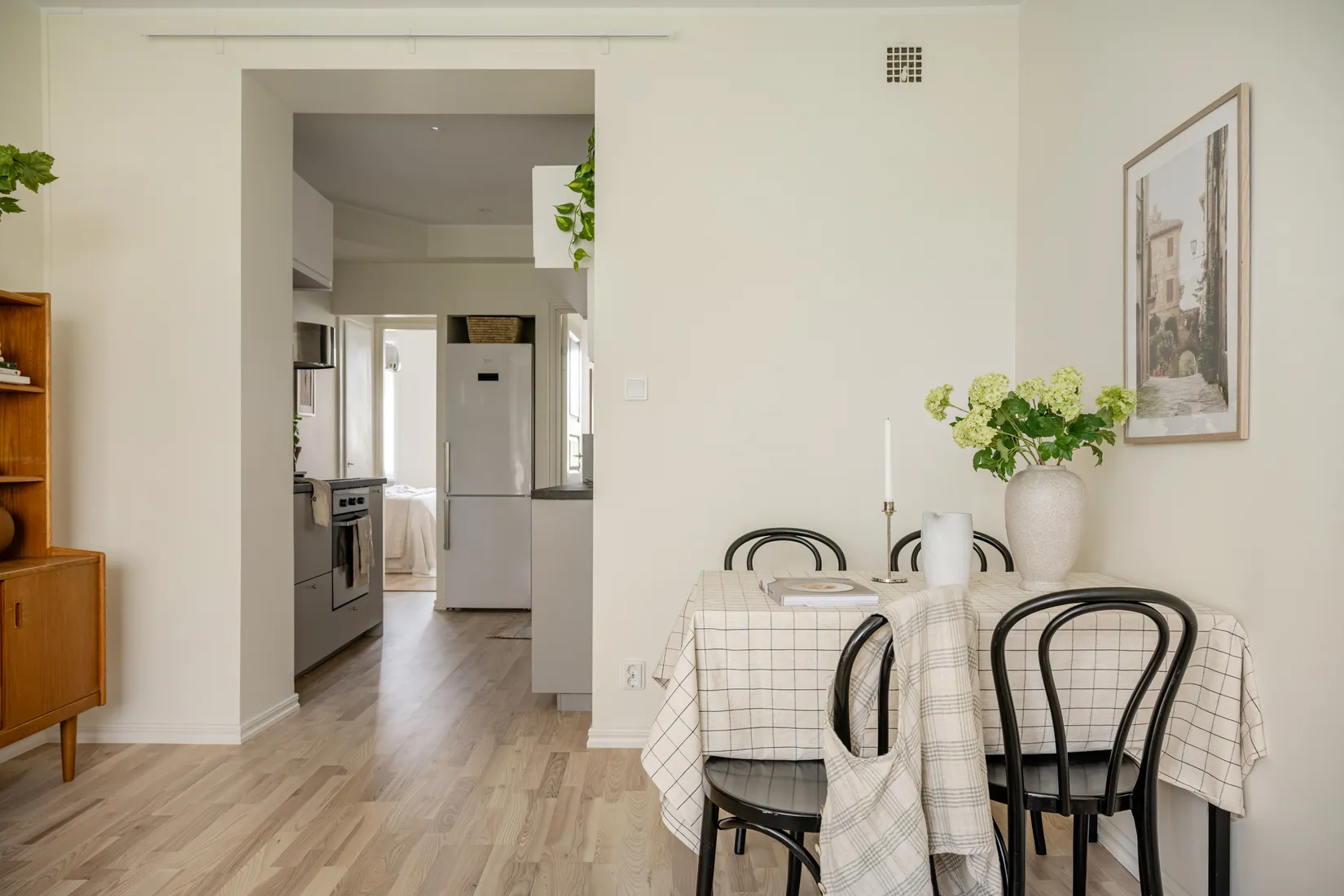 Bostadsrätt, Svandammsvägen 21, vån 3/4, Midsommarkransen, Stockholm