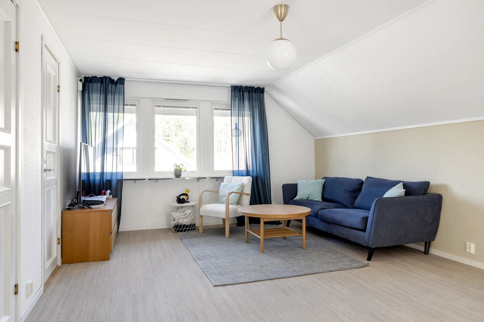 Radhus, Odalvägen 6, Bälinge, Uppsala