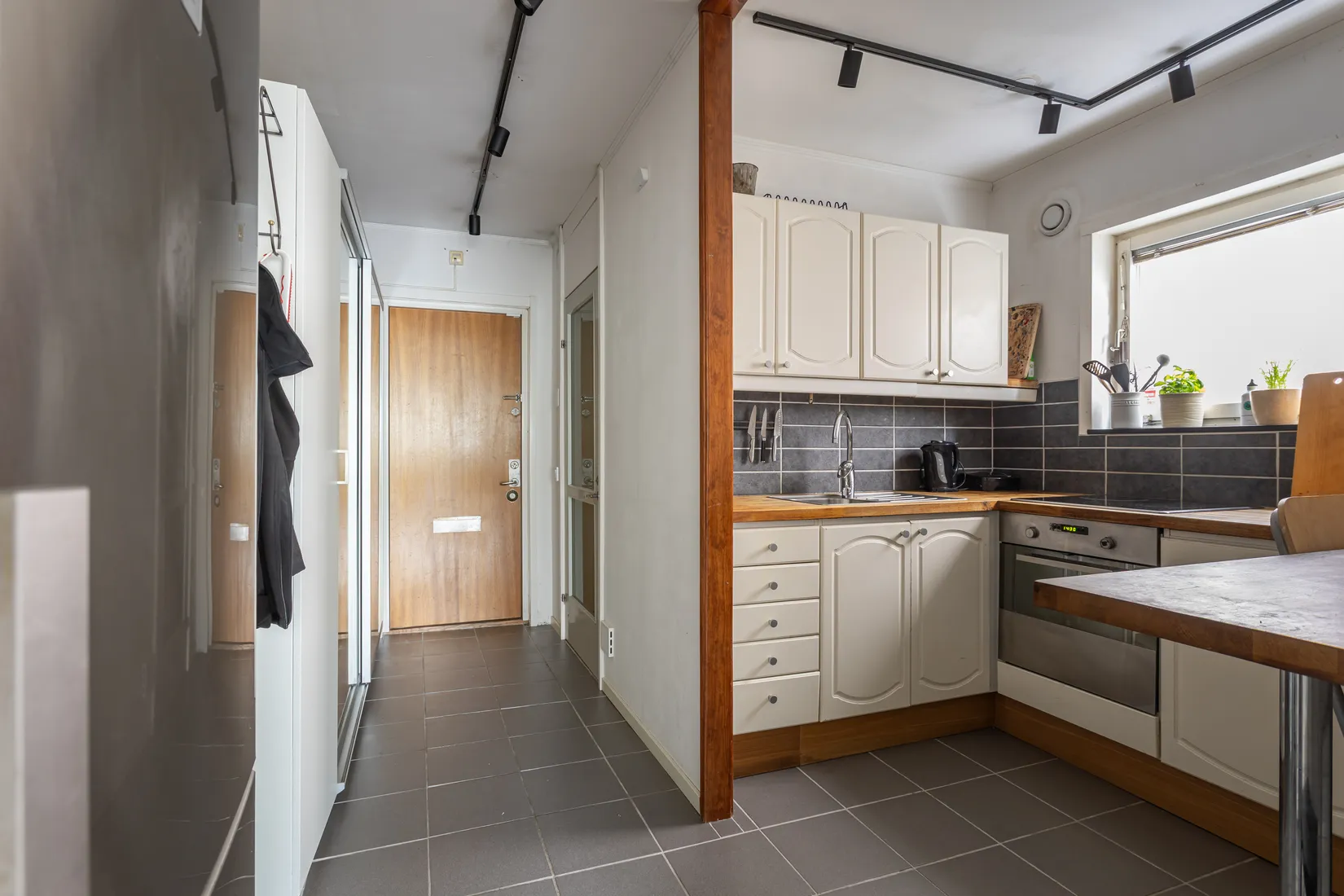 Bostadsrätt, Lomvägen 605, Kärrdal, Sollentuna