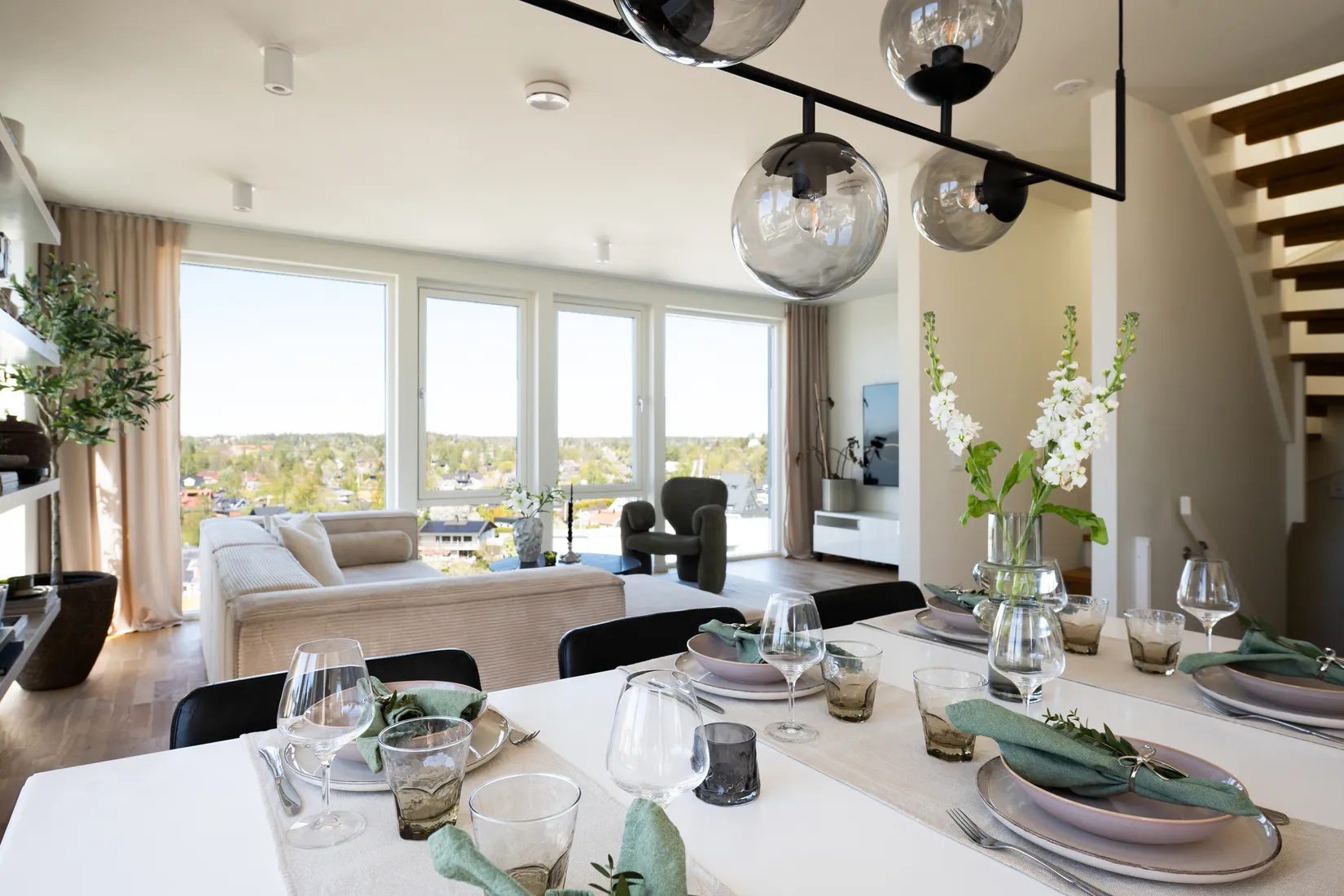 Bostadsrätt, Radhus, Näsbyvägen 15E, Sofieberg, Tyresö