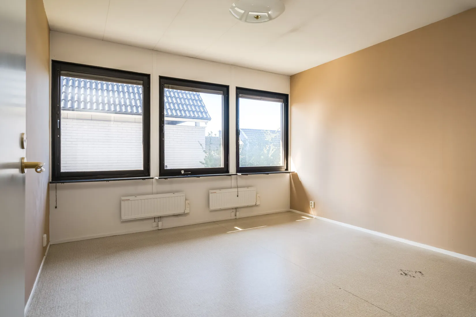 Villa, Radhus, Krusenhofsvägen 140, Åby, Norrköping
