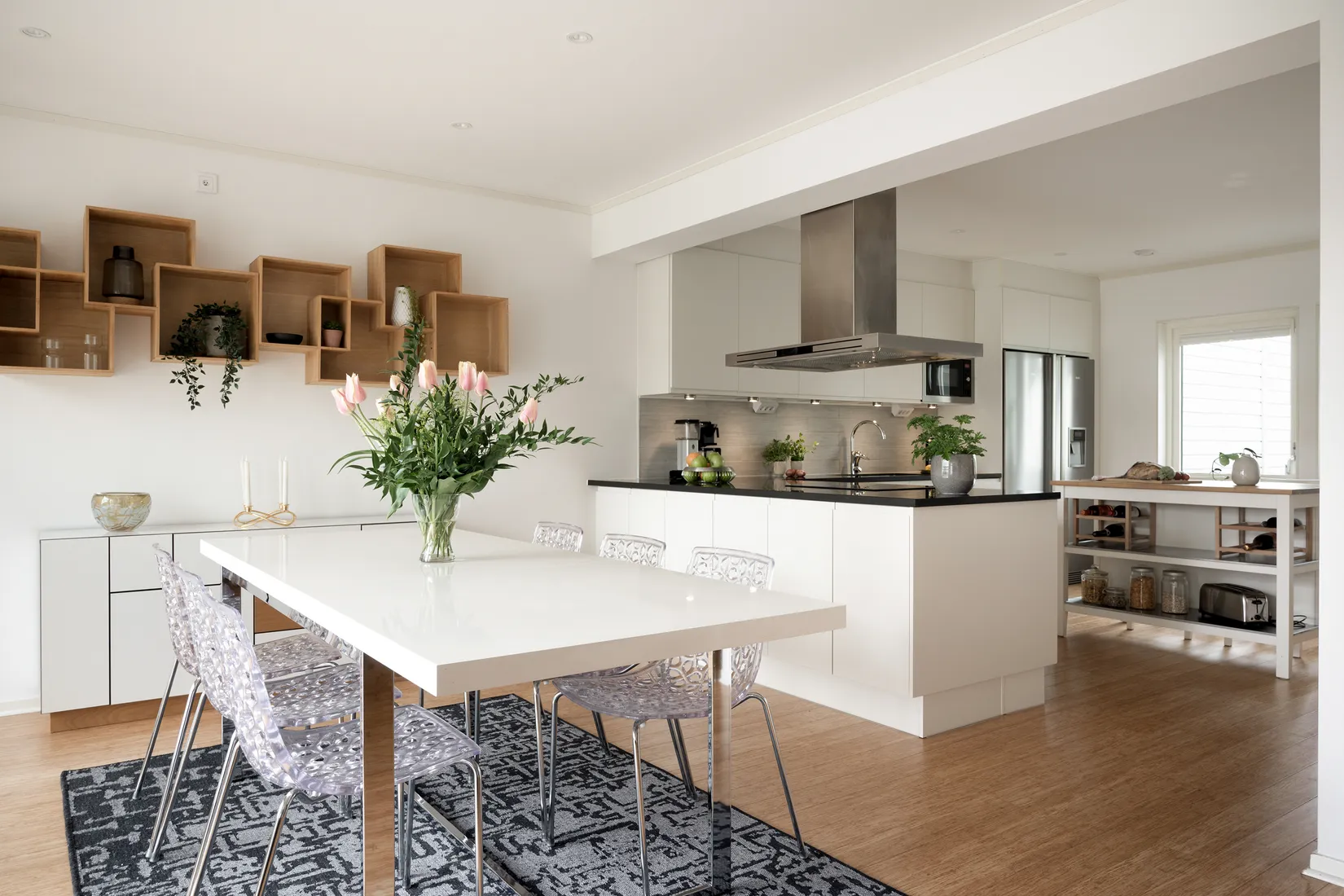 Villa, Radhus, Forsbäcksvägen 11, Surte, Ale