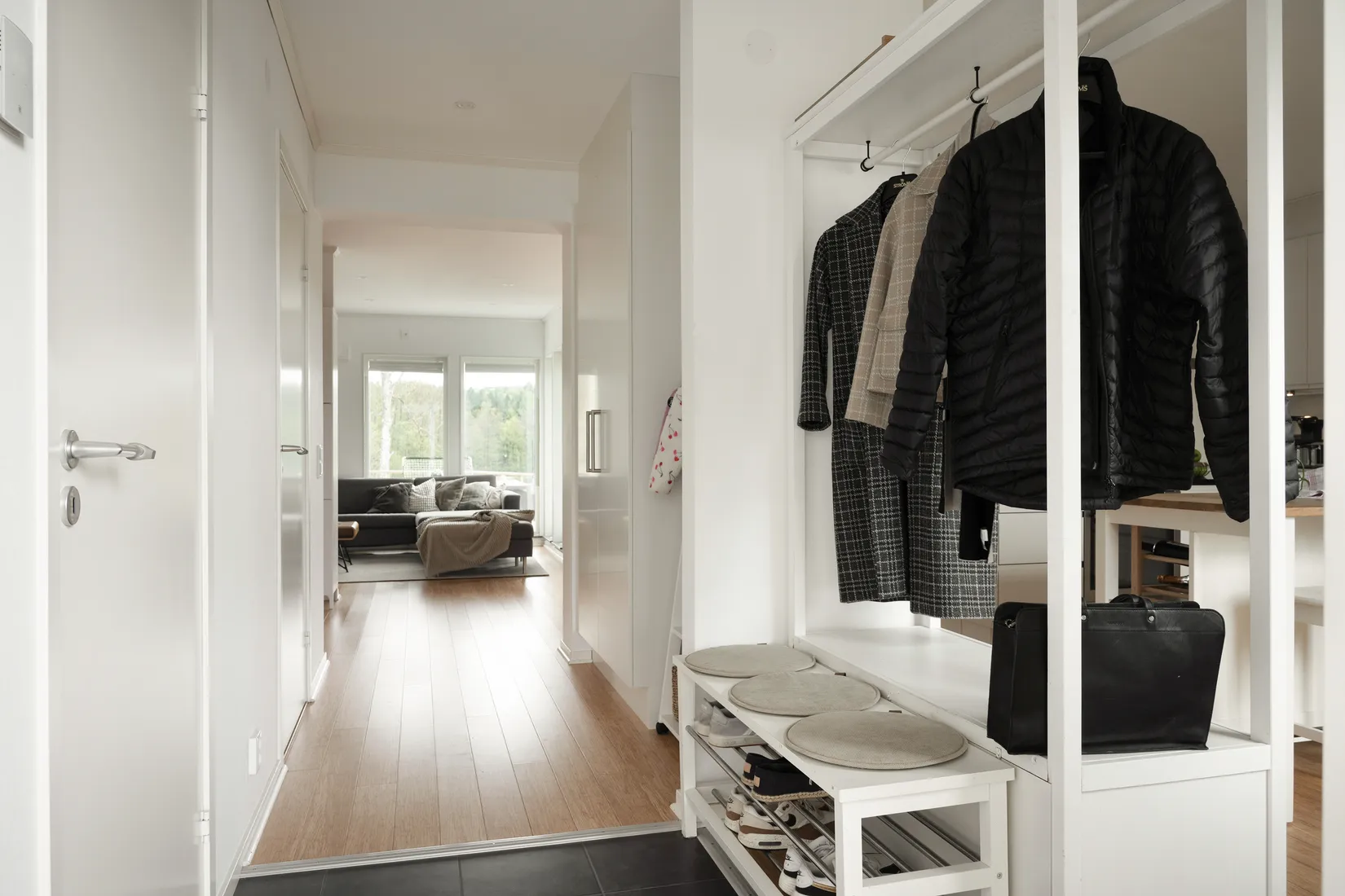 Villa, Radhus, Forsbäcksvägen 11, Surte, Ale
