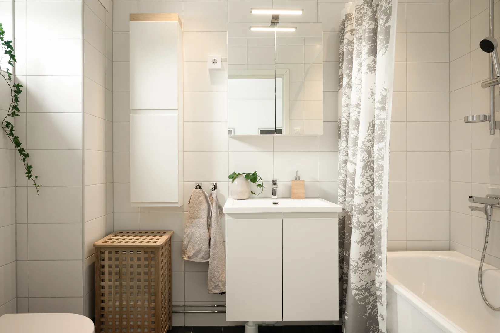 Villa, Radhus, Forsbäcksvägen 11, Surte, Ale