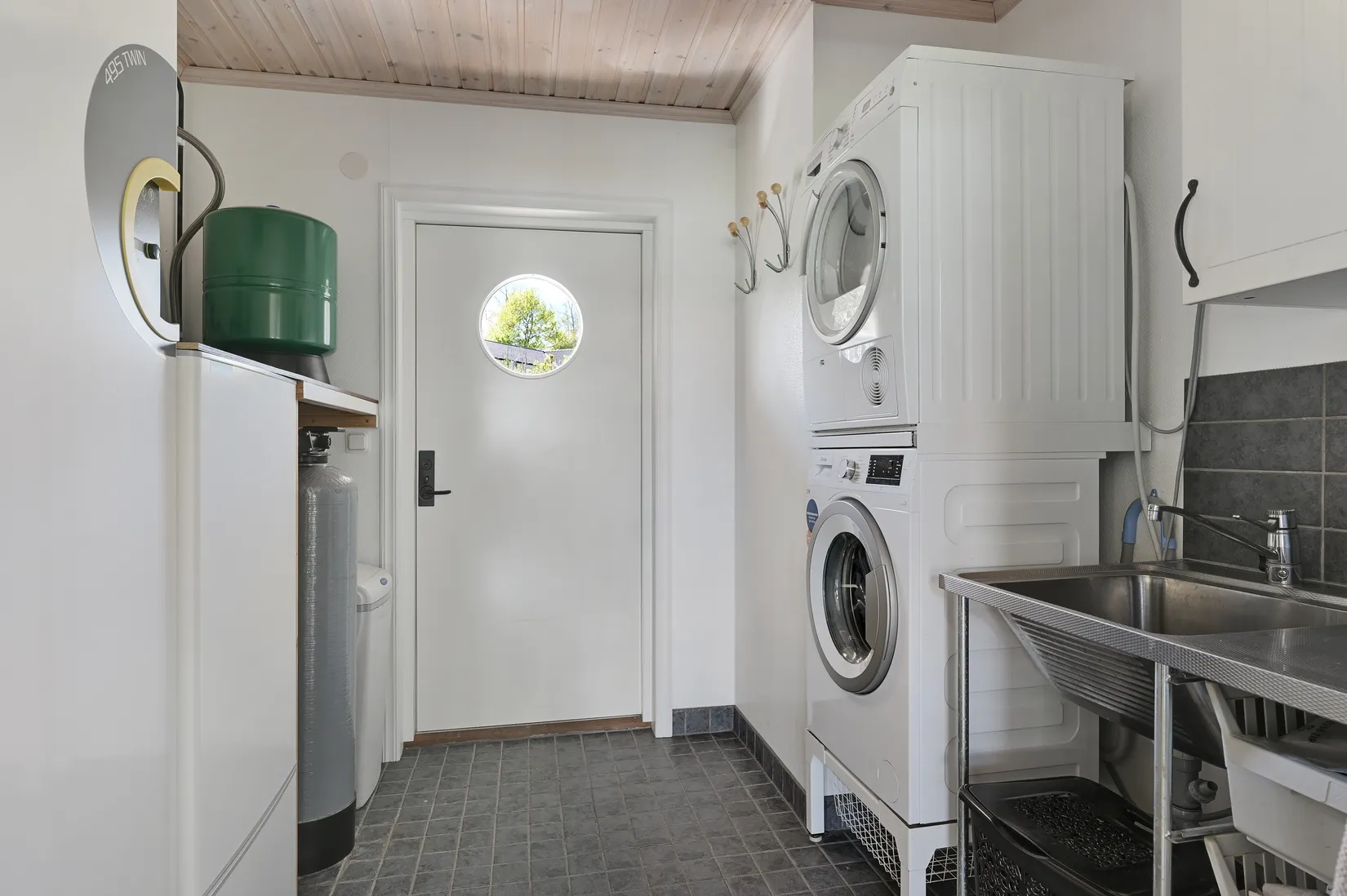 Villa, Sjöglimtsvägen 11, Färingsö Färjestaden, Ekerö