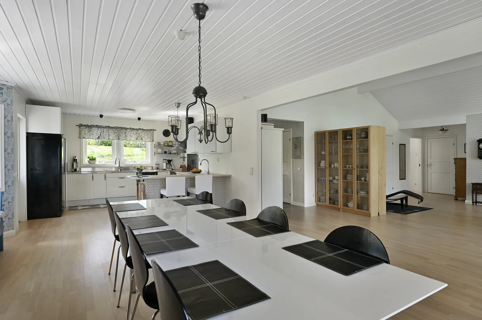 Villa, Sjöglimtsvägen 11, Färingsö Färjestaden, Ekerö