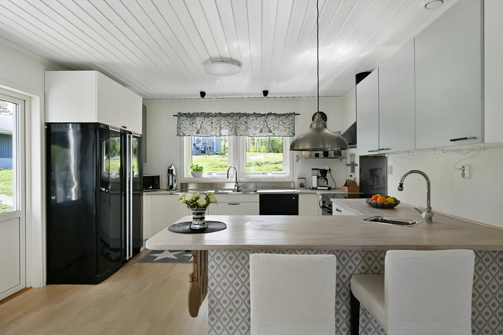Villa, Sjöglimtsvägen 11, Färingsö Färjestaden, Ekerö