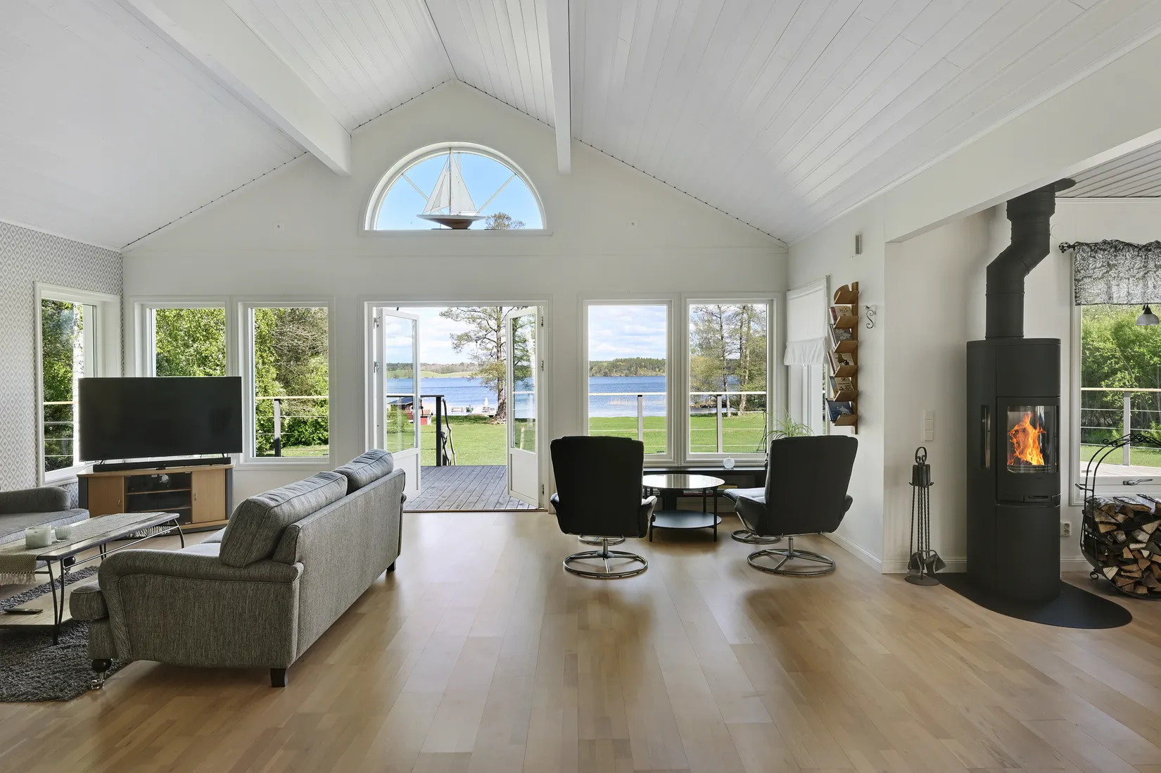 Villa, Sjöglimtsvägen 11, Färingsö Färjestaden, Ekerö