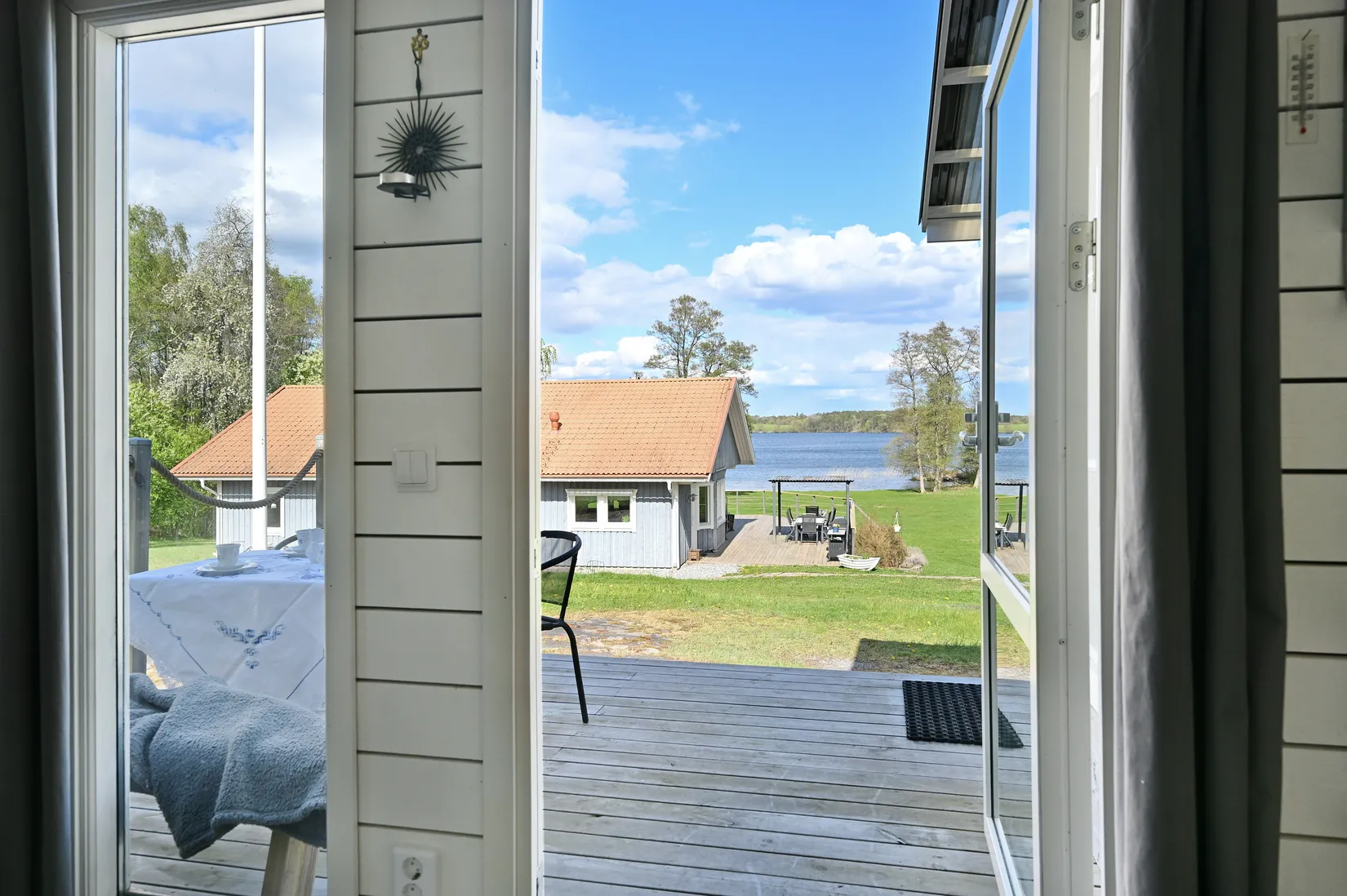 Villa, Sjöglimtsvägen 11, Färingsö Färjestaden, Ekerö