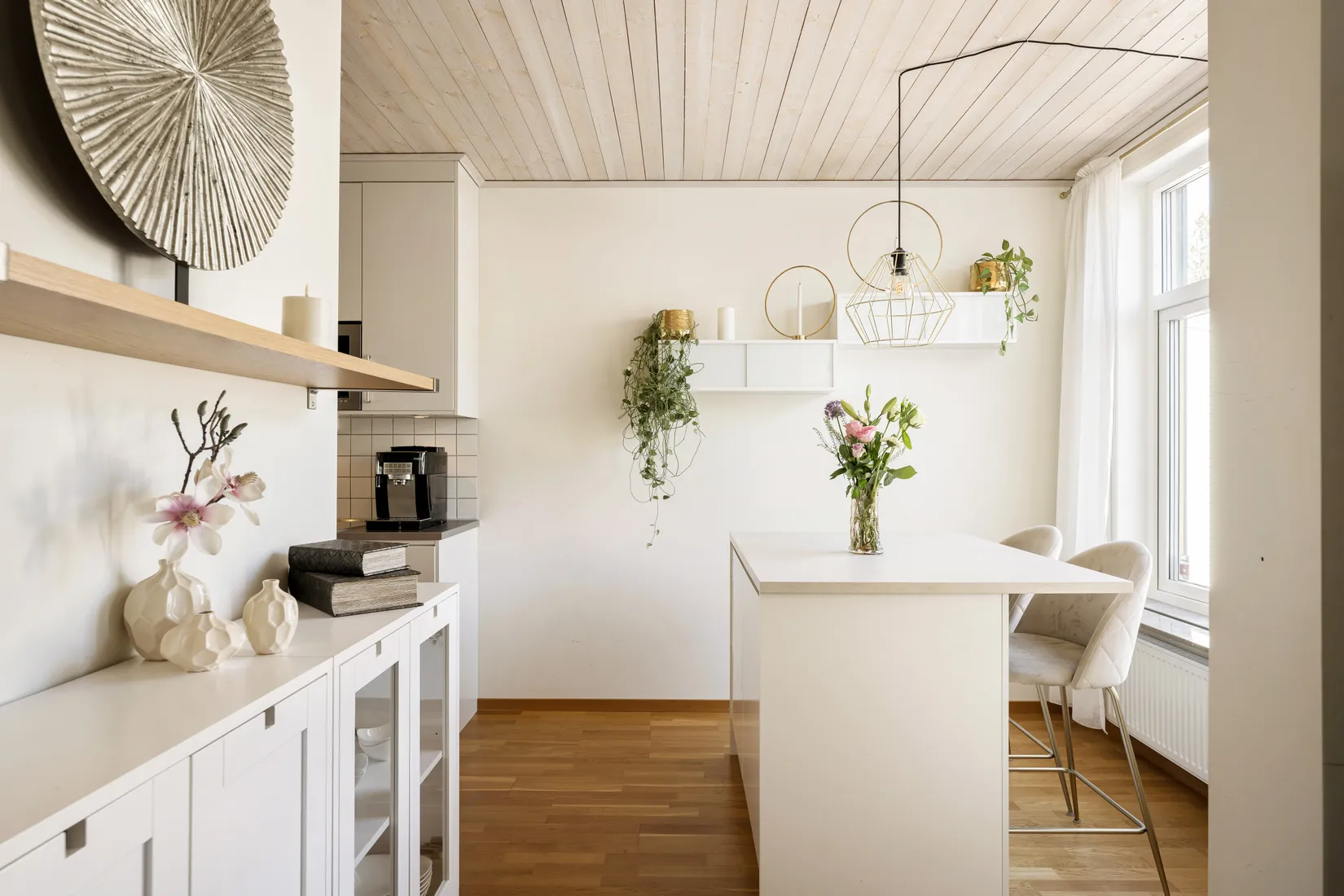 Villa, Radhus, Torpängsbacken 66, Gribbylund, Täby